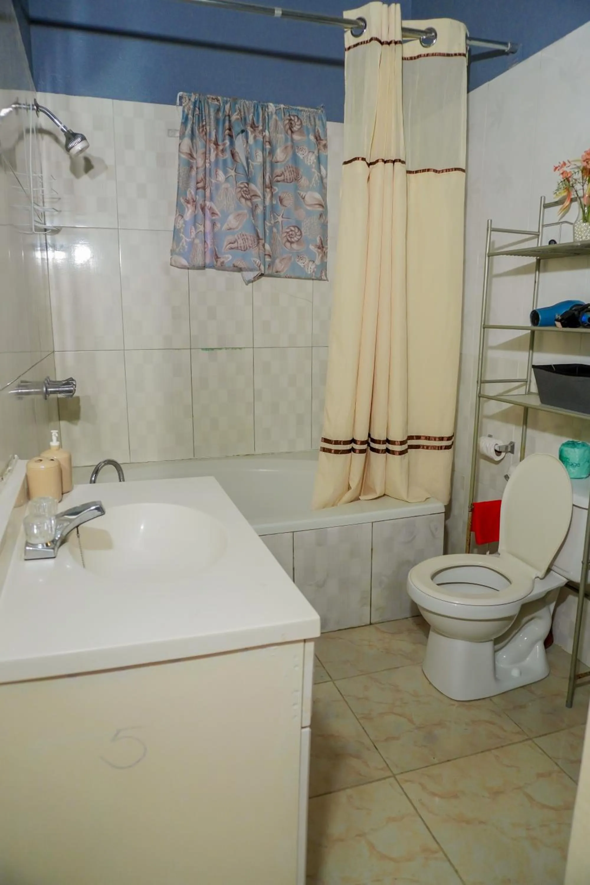 A taste of Jamaica Lavern’s Place