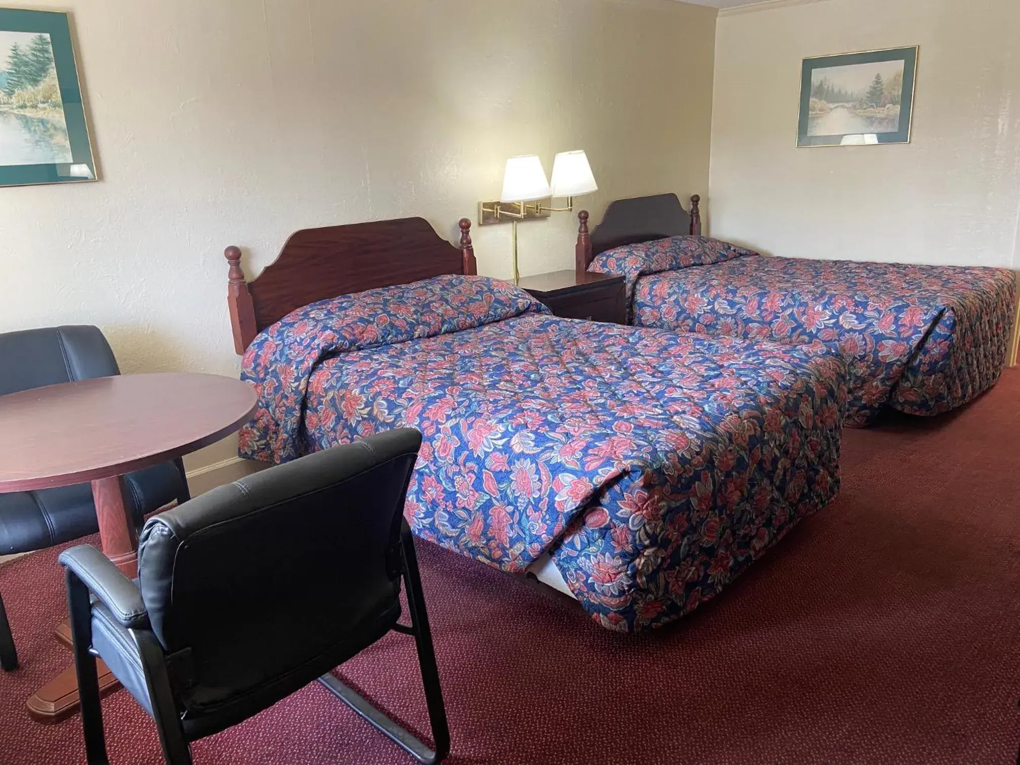 Bedroom, Bed in Corbin Inn Bedroom, Bed in Corbin Inn