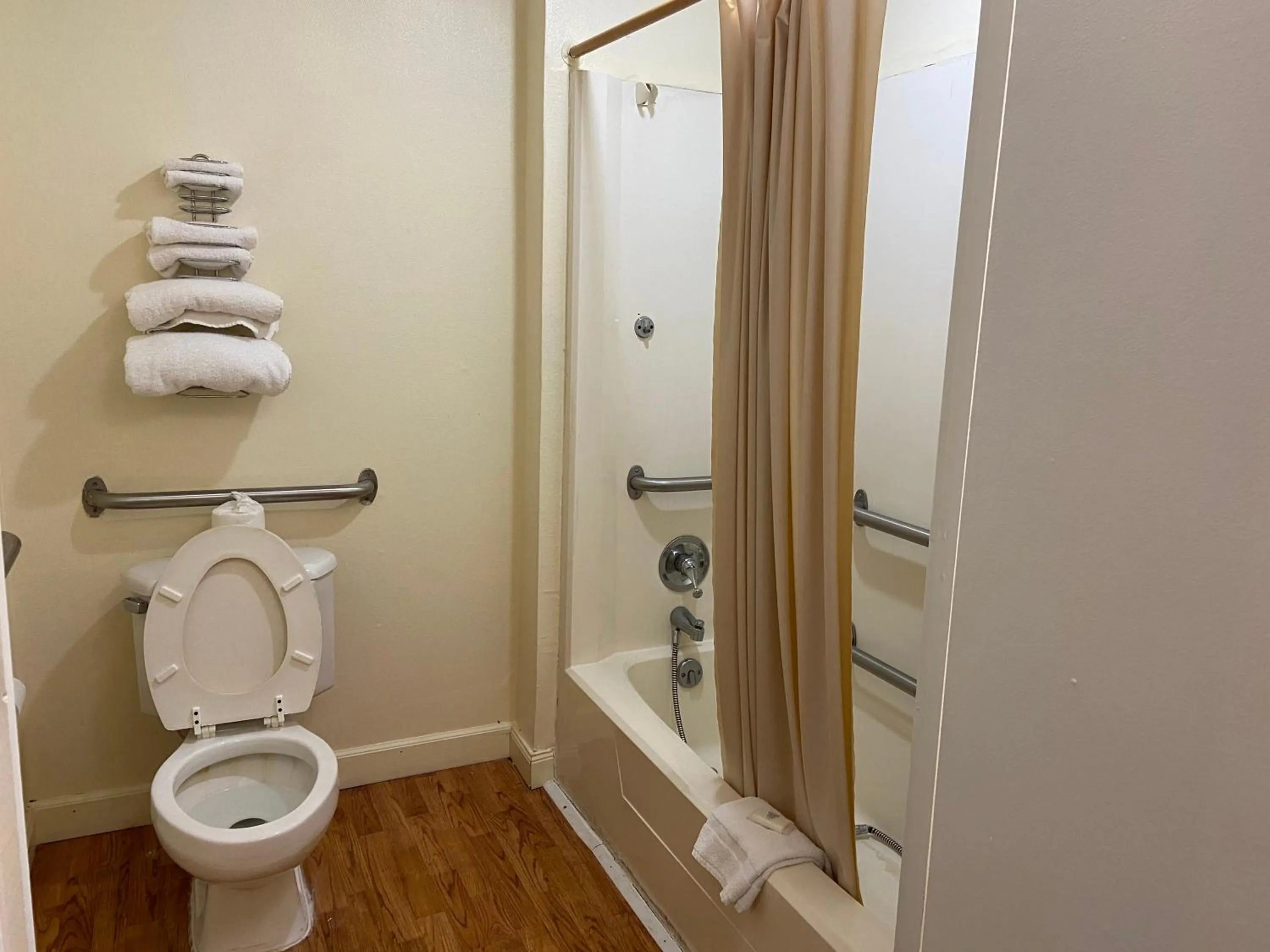 Bathroom in Corbin Inn