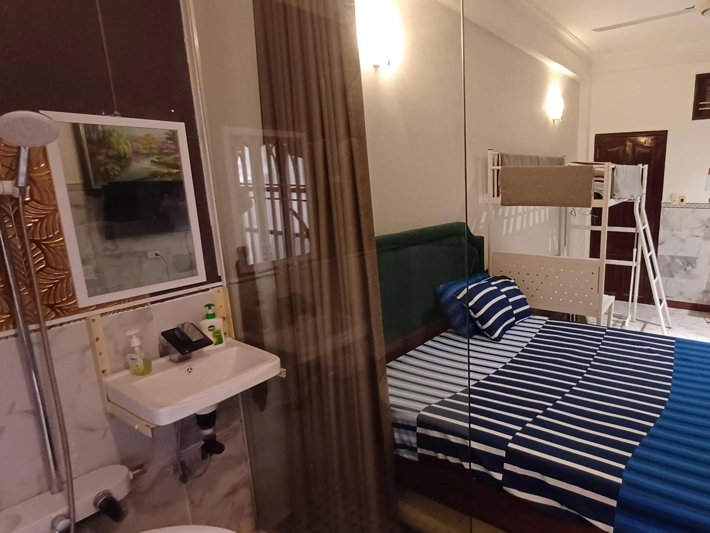 Bed in Homestay Hostel Apartment Minh Lộc