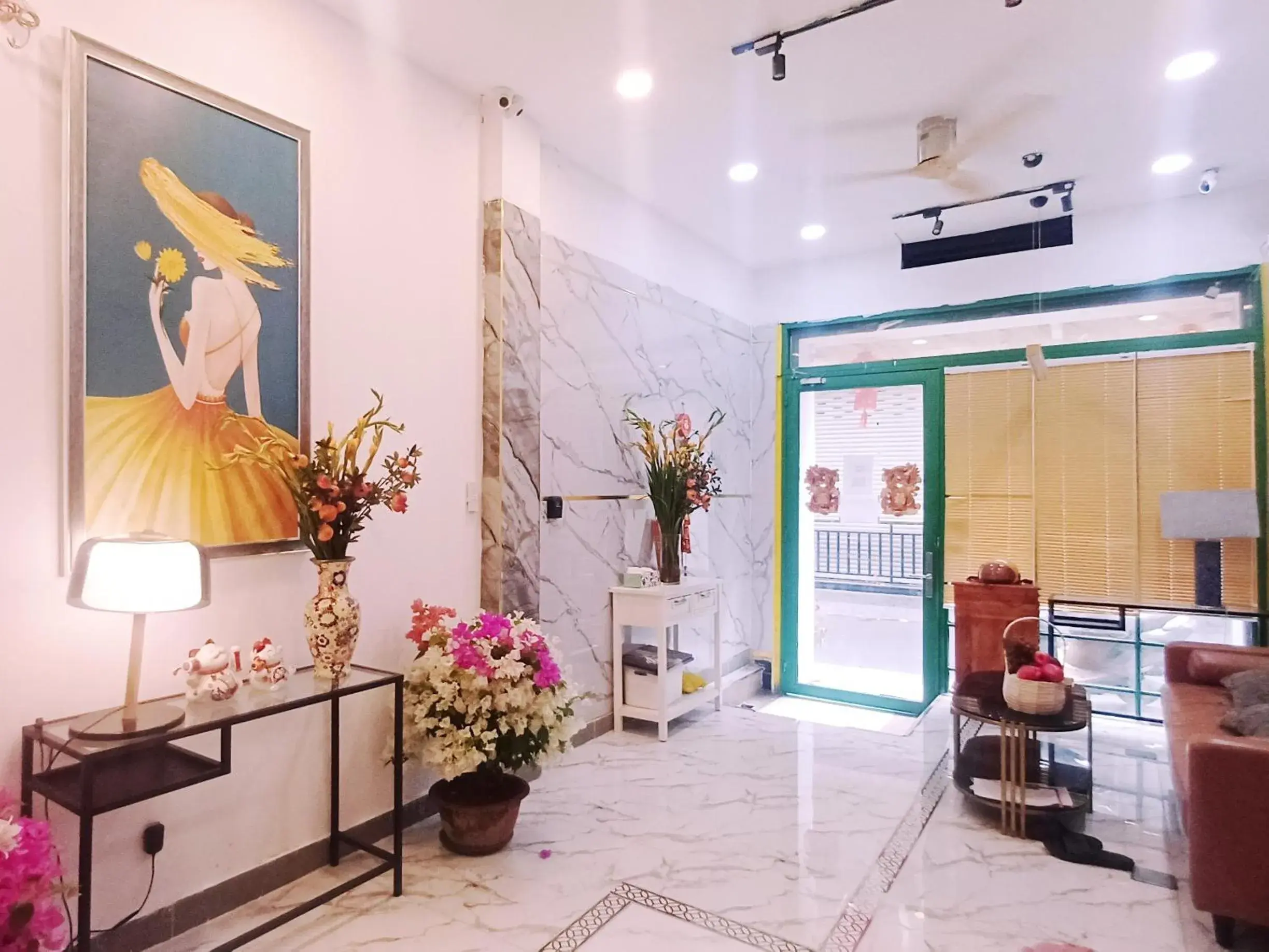 King Room with Balcony - single occupancy in Homestay Hostel Apartment Minh Lộc King Room with Balcony - single occupancy in Homestay Hostel Apartment Minh Lộc