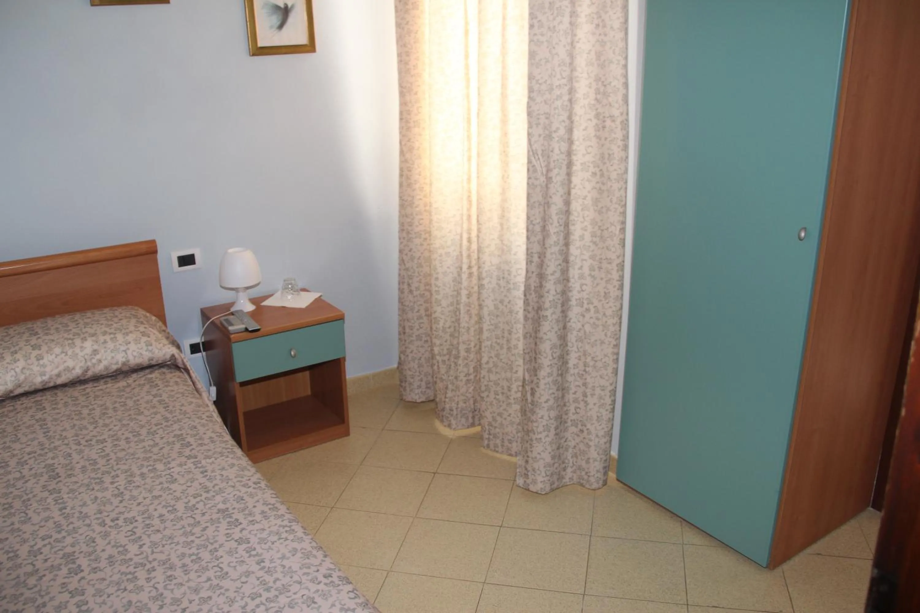 Bedroom, Bed in Hotel Geranio Rosso