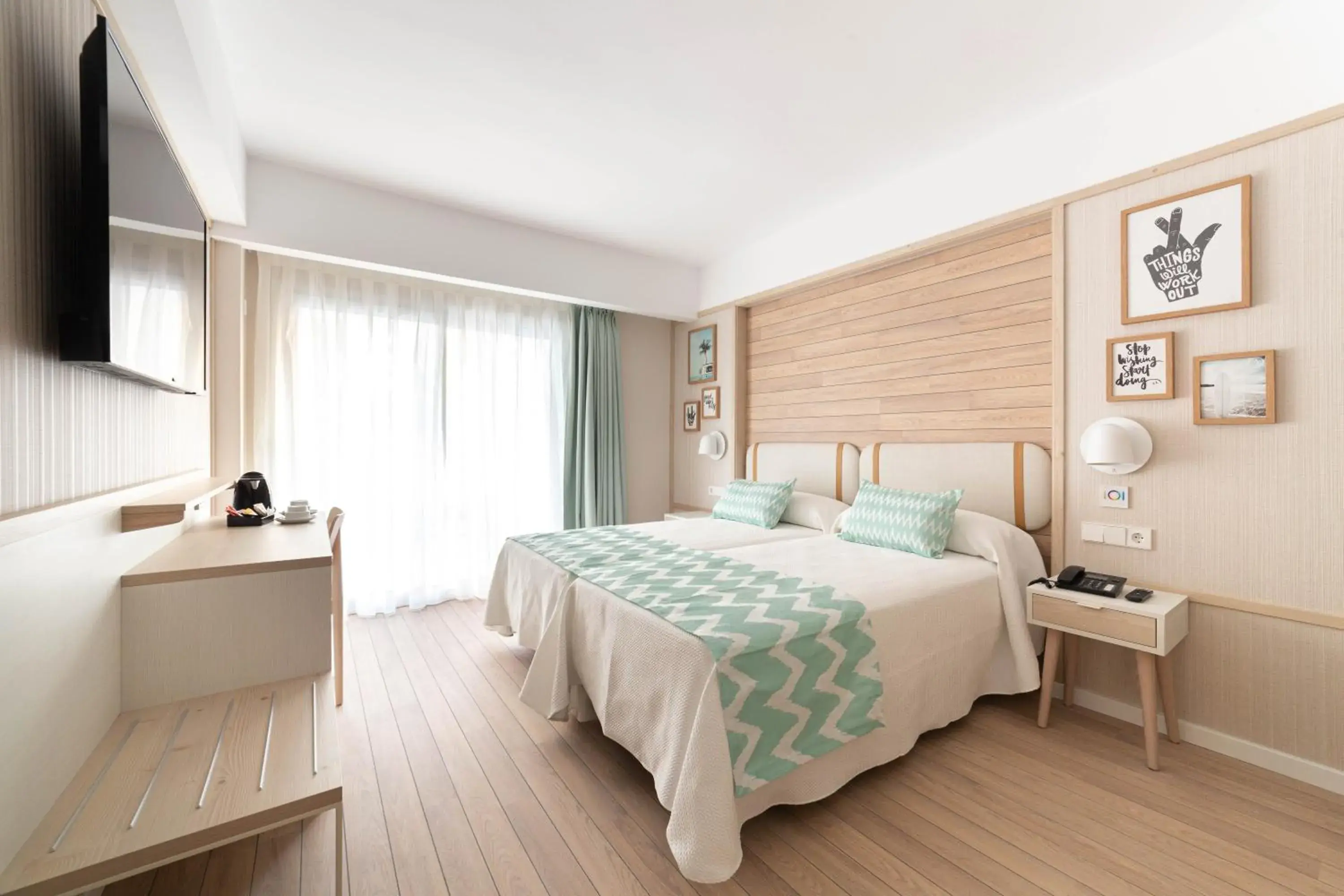 Bed in Ambassador Playa I Bed in Ambassador Playa I