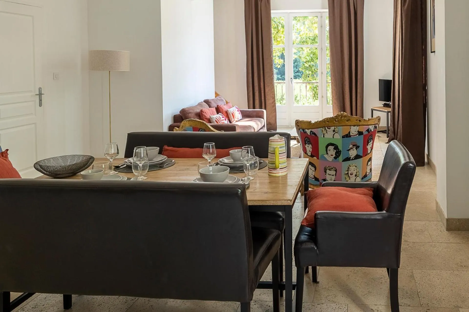 Dining area in Mas de Capelou