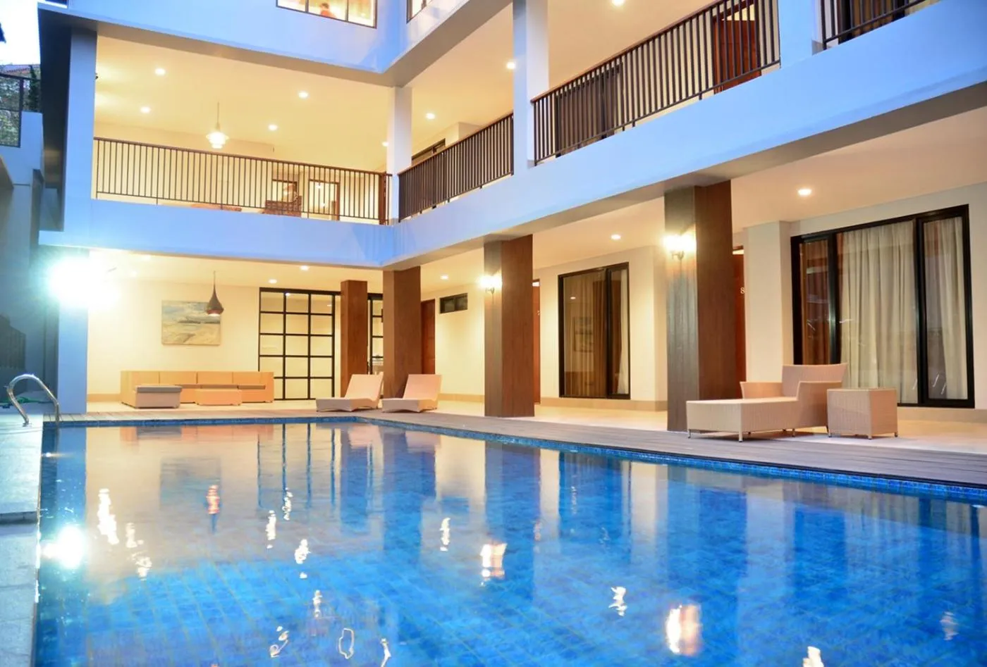 Swimming pool in Atsuka Hill View Villa 8 bedrooms with a private heated swimming pool