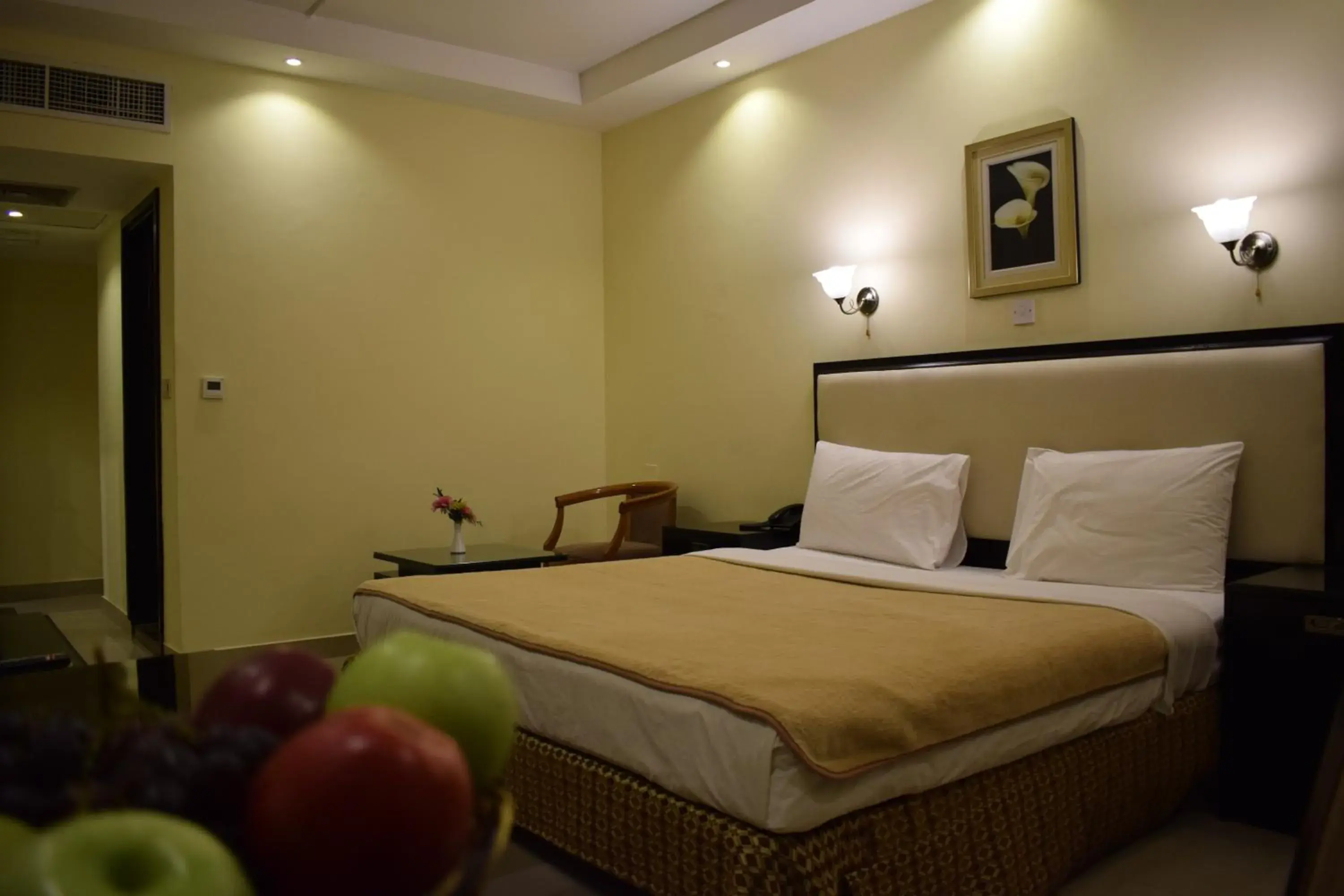 Bed in Palm Beach Hotel Bed in Palm Beach Hotel