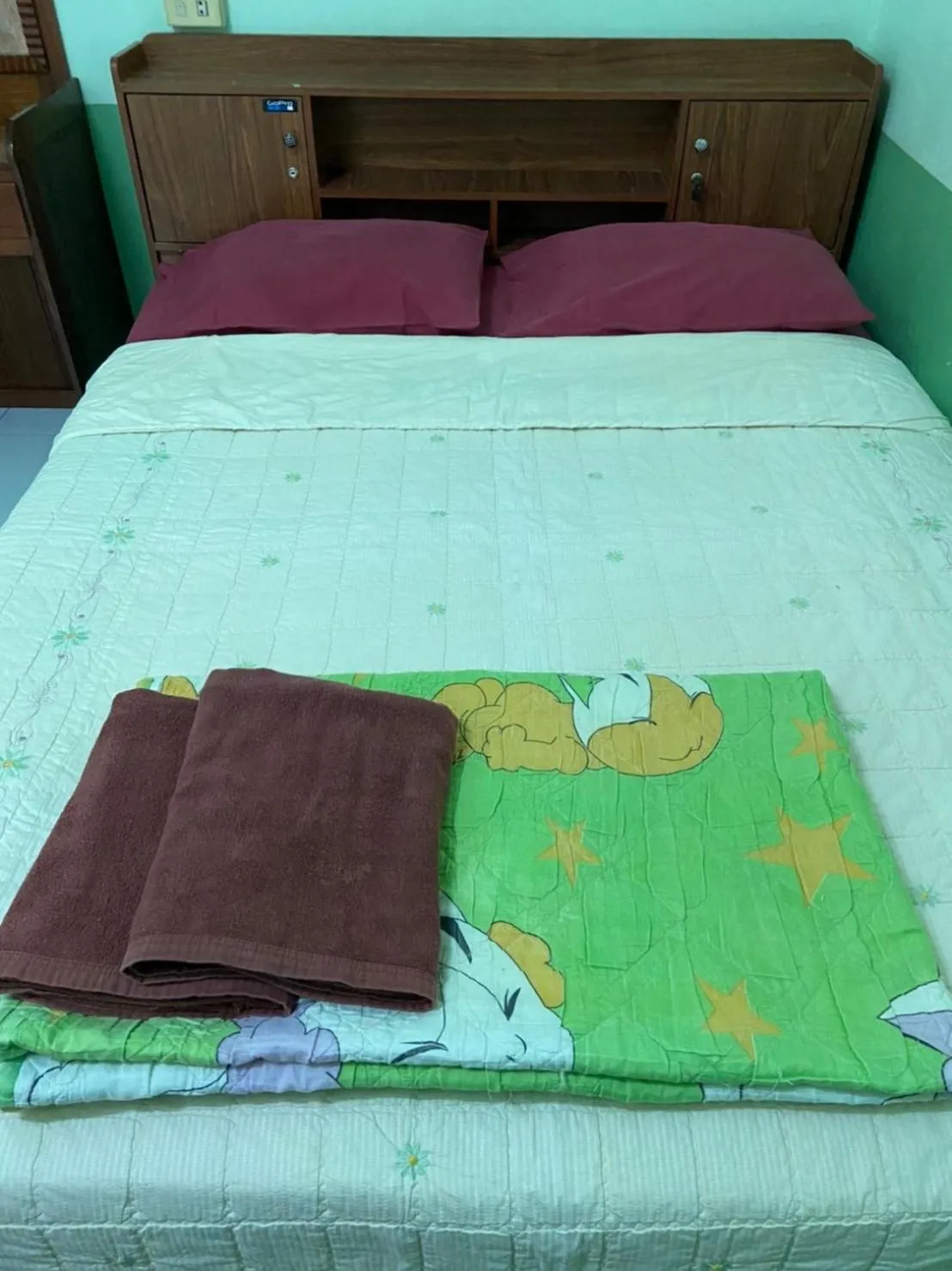 Bed in Peace of Love Pai