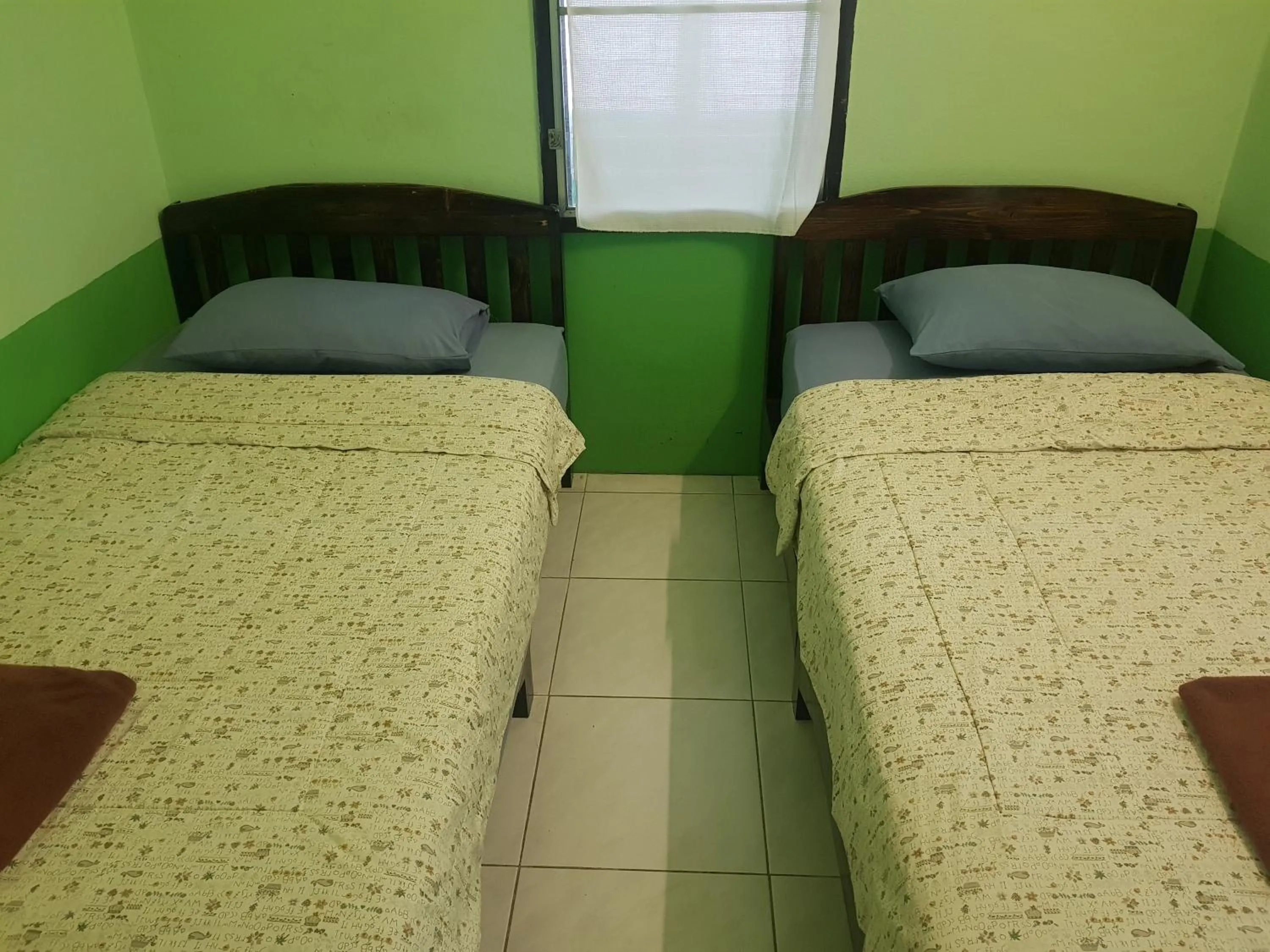 Bed in Peace of Love Pai