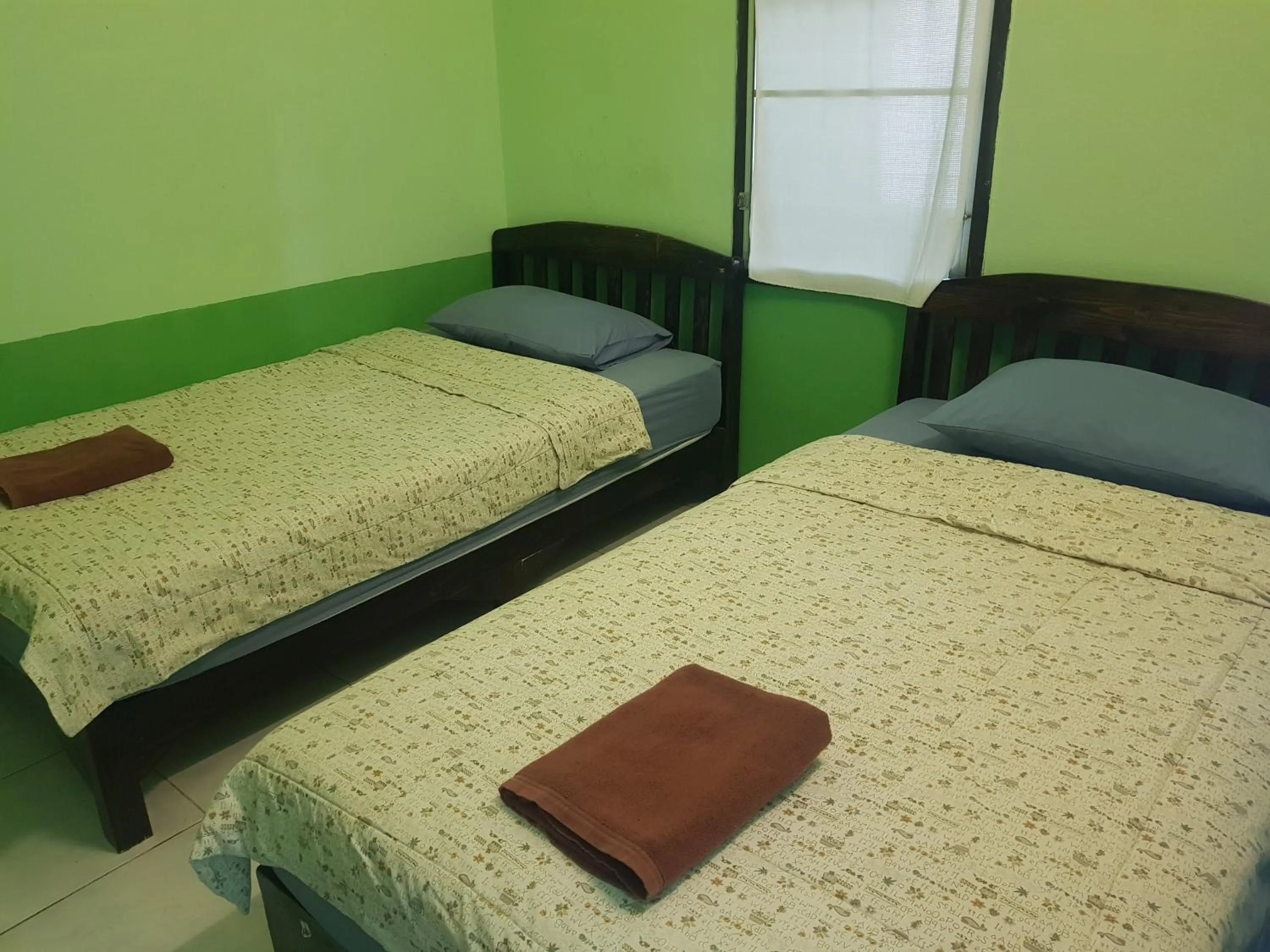 Bed in Peace of Love Pai