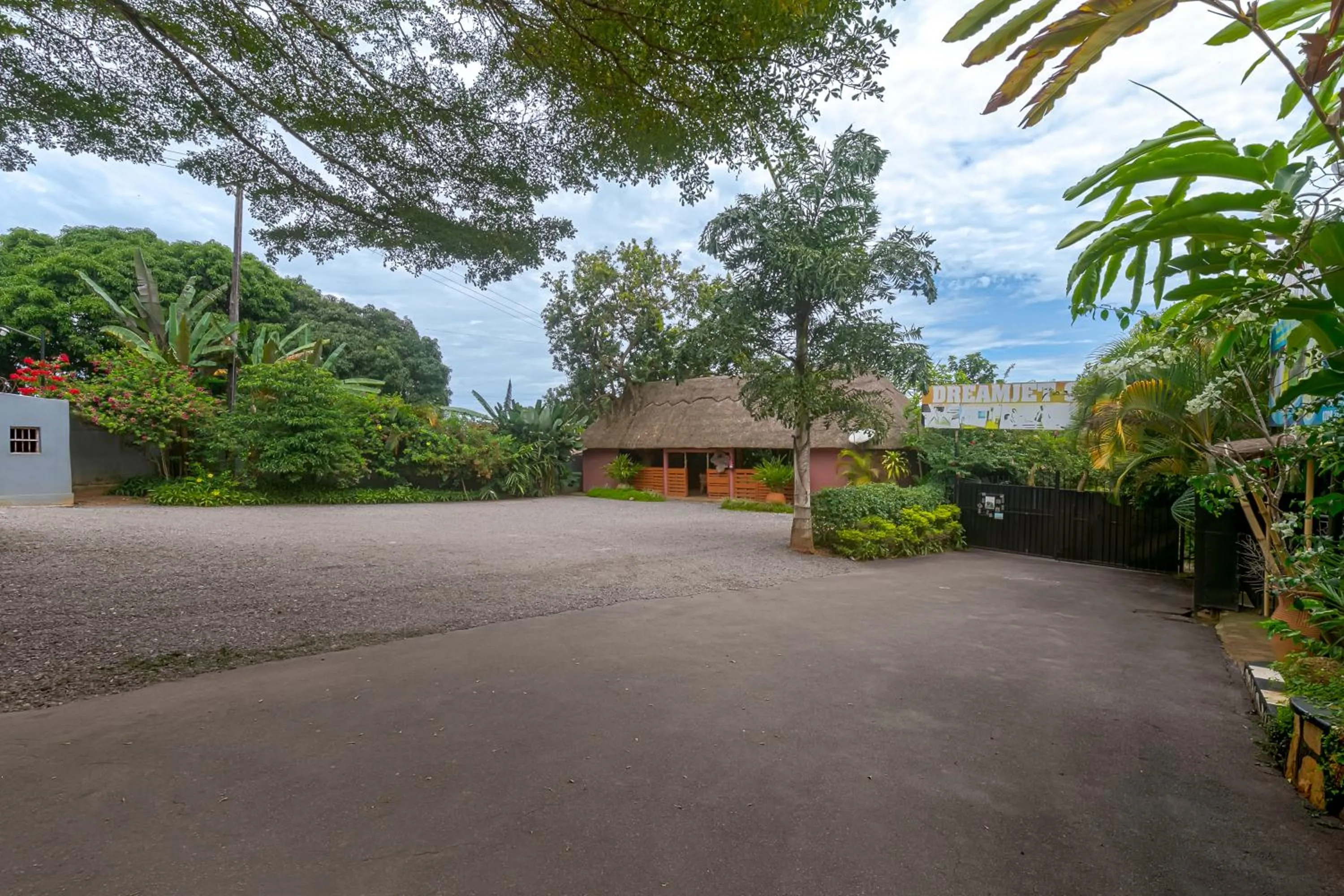 Parking in Dream jet suites