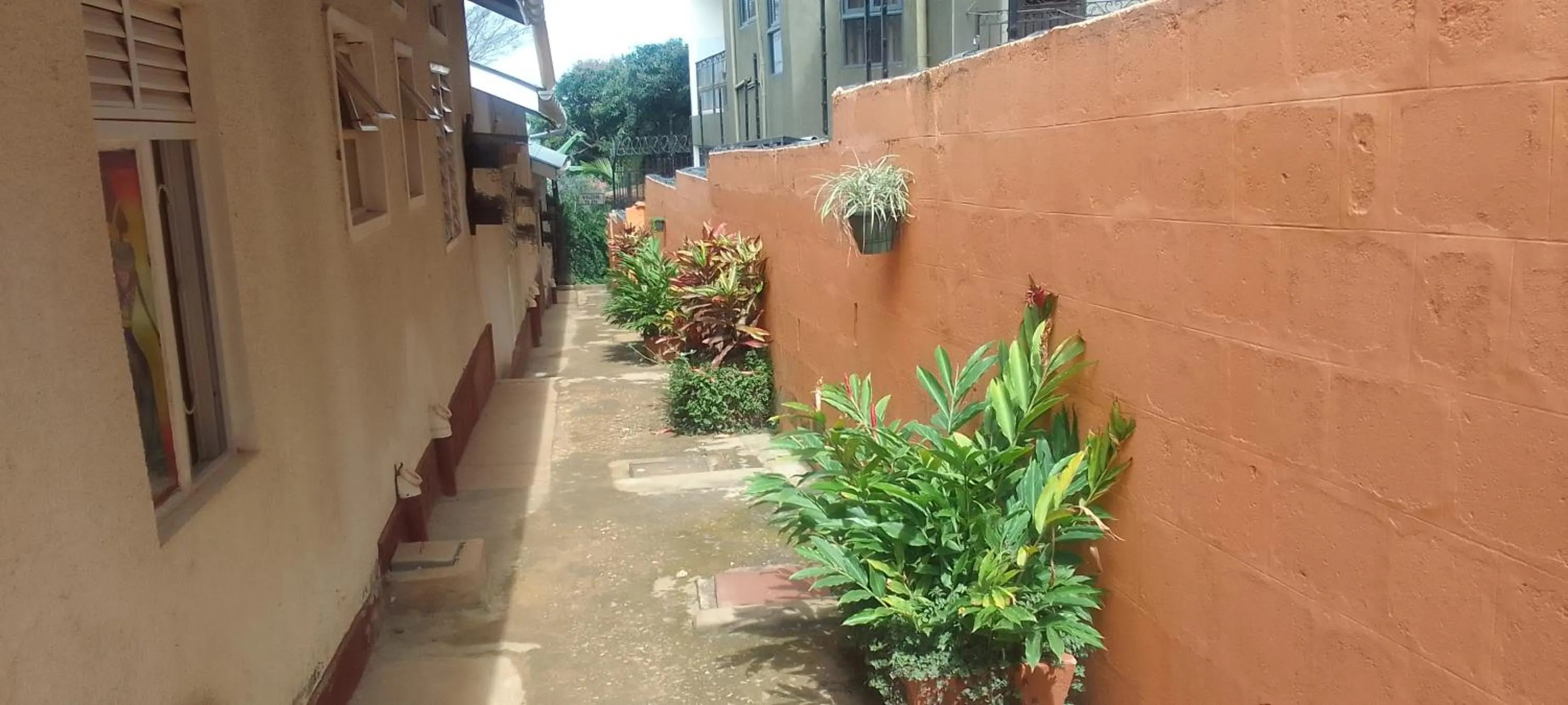 Facade/entrance in Dream jet suites