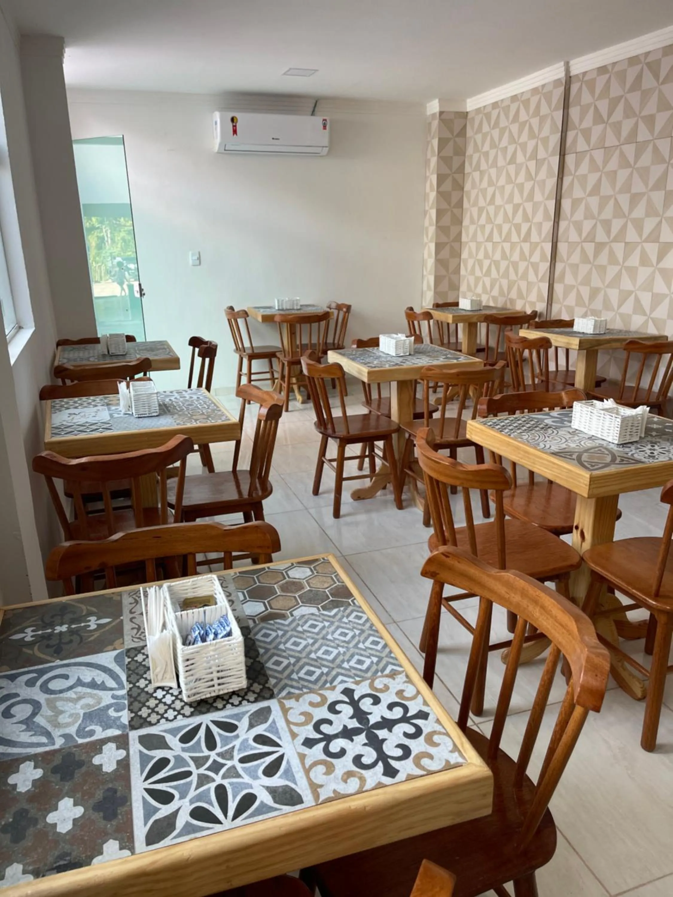 Restaurant/places to eat in Pousada Villa Costeira