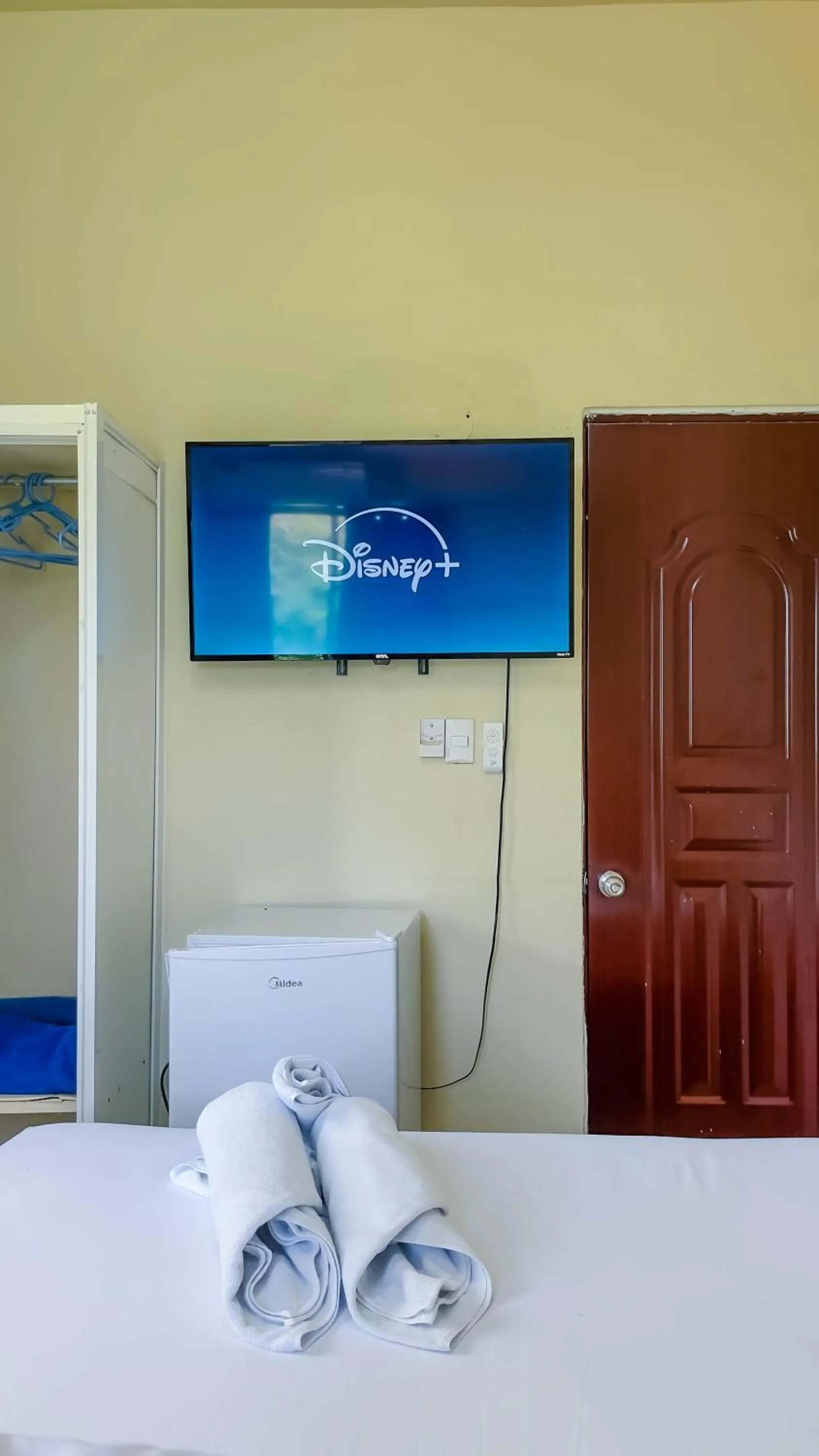 TV and multimedia in Hotel Turístico Marian