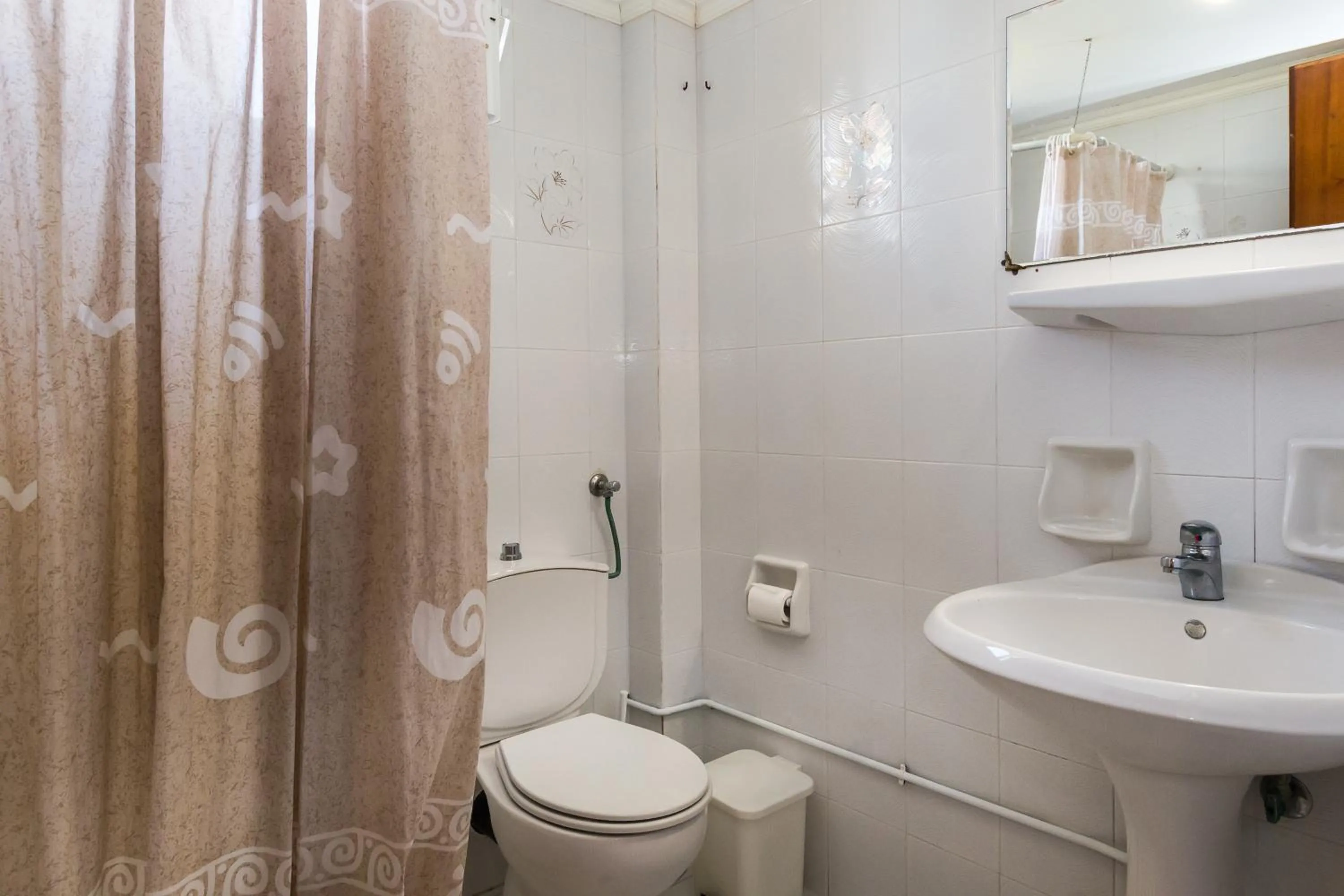 Bathroom in Julias Apartments