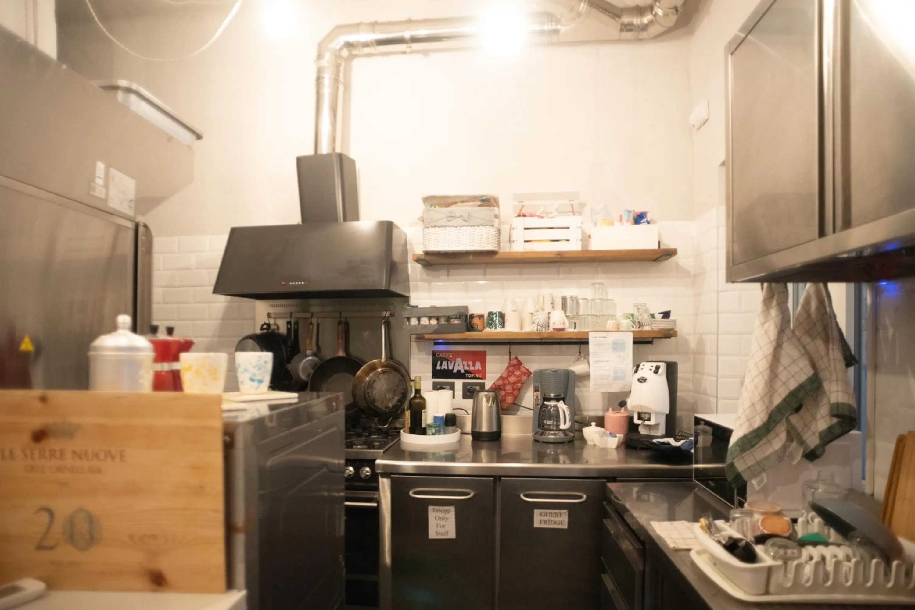 Communal kitchen in Casa Babbuino