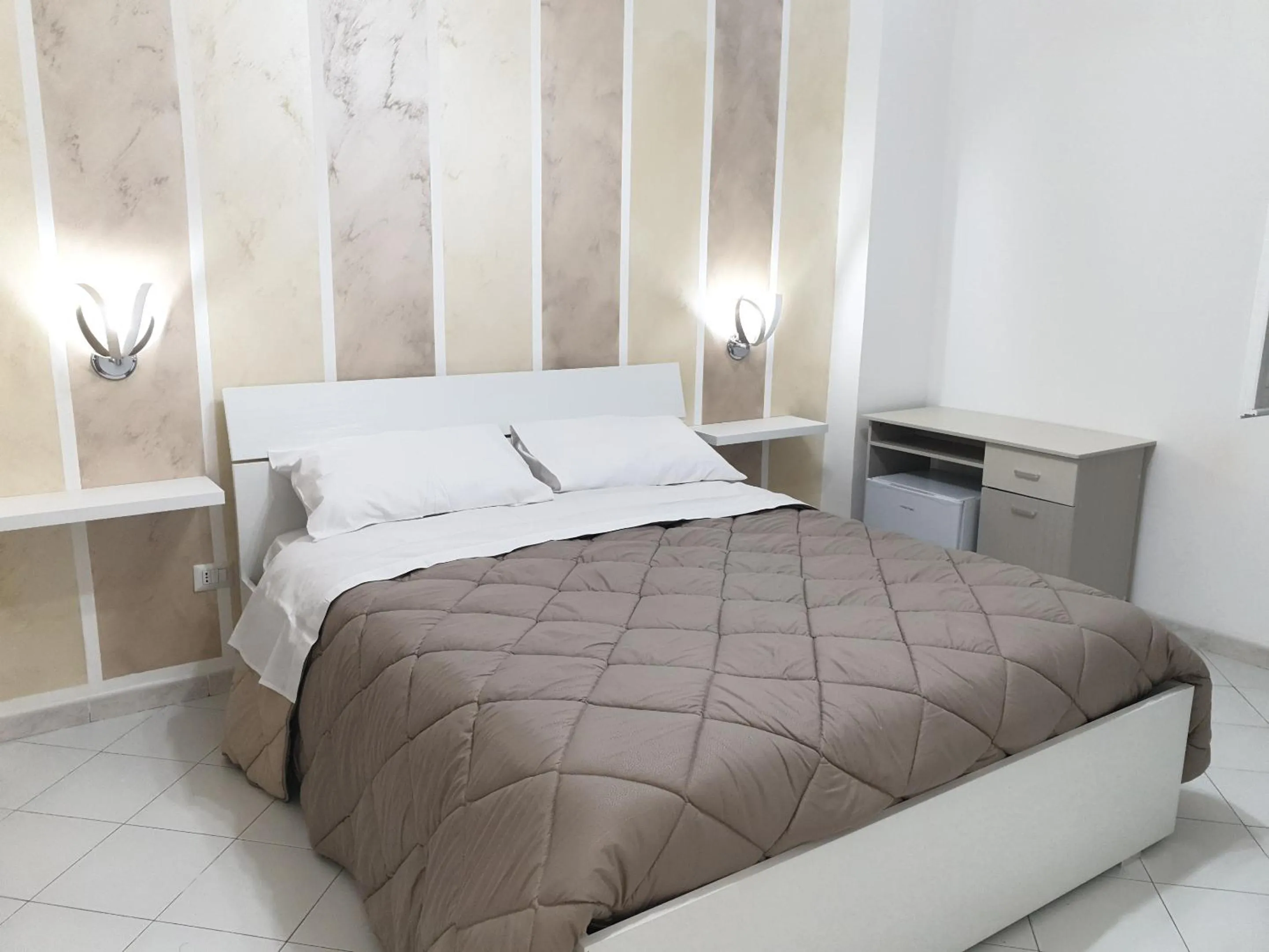 Bedroom, Bed in B&B Pompeii Luxury