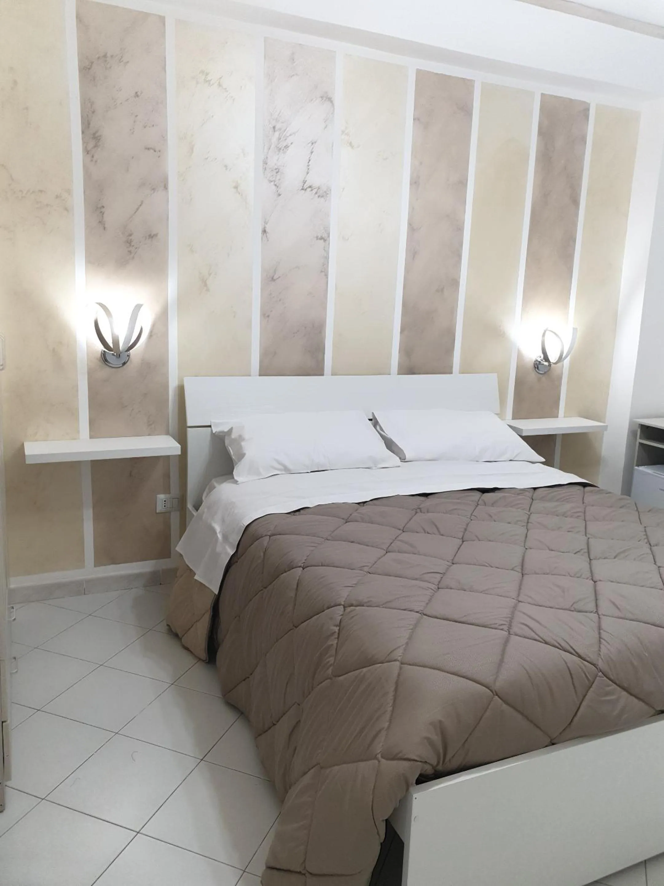 Bedroom, Bed in B&B Pompeii Luxury