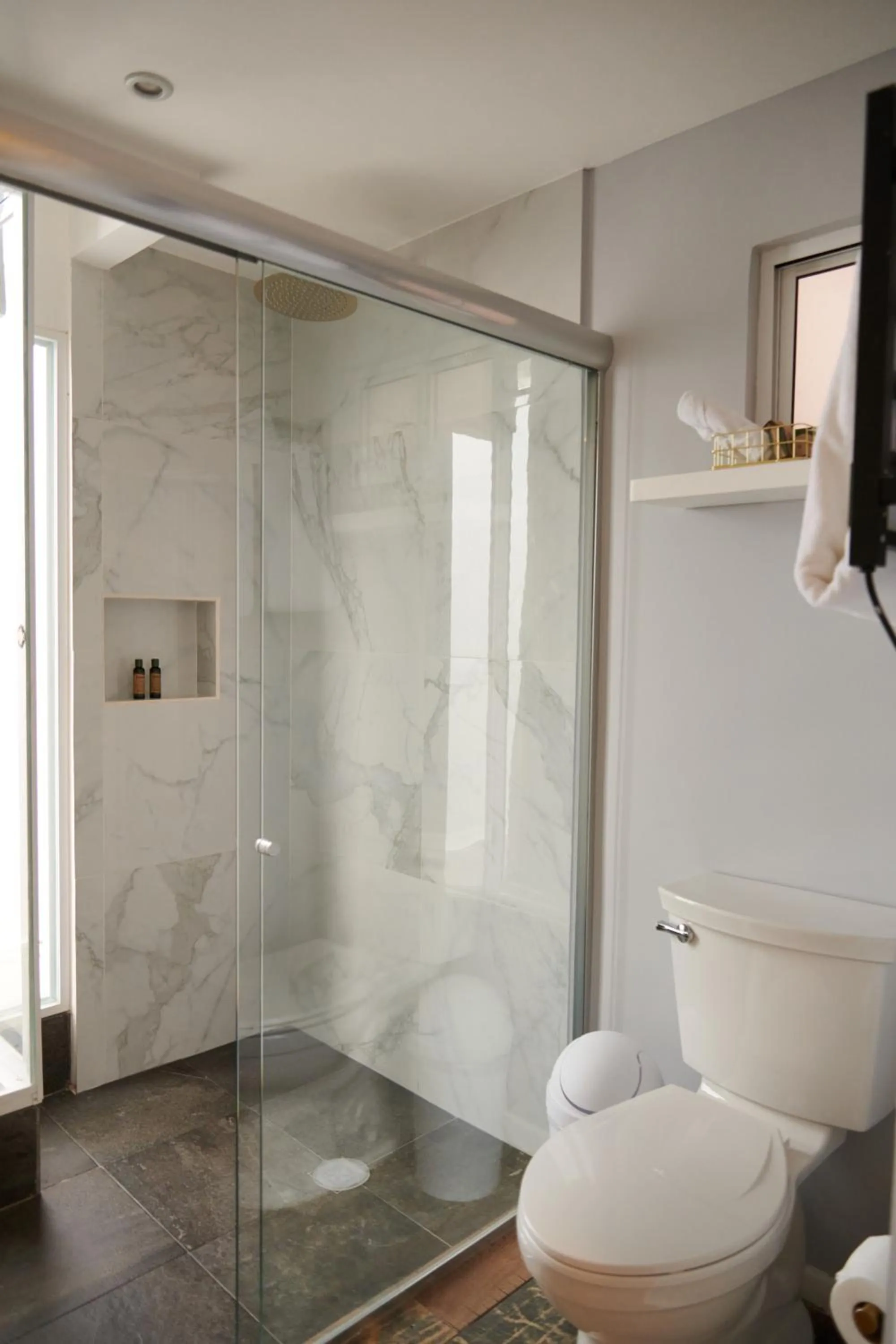 Bathroom in Hacienda Valentino