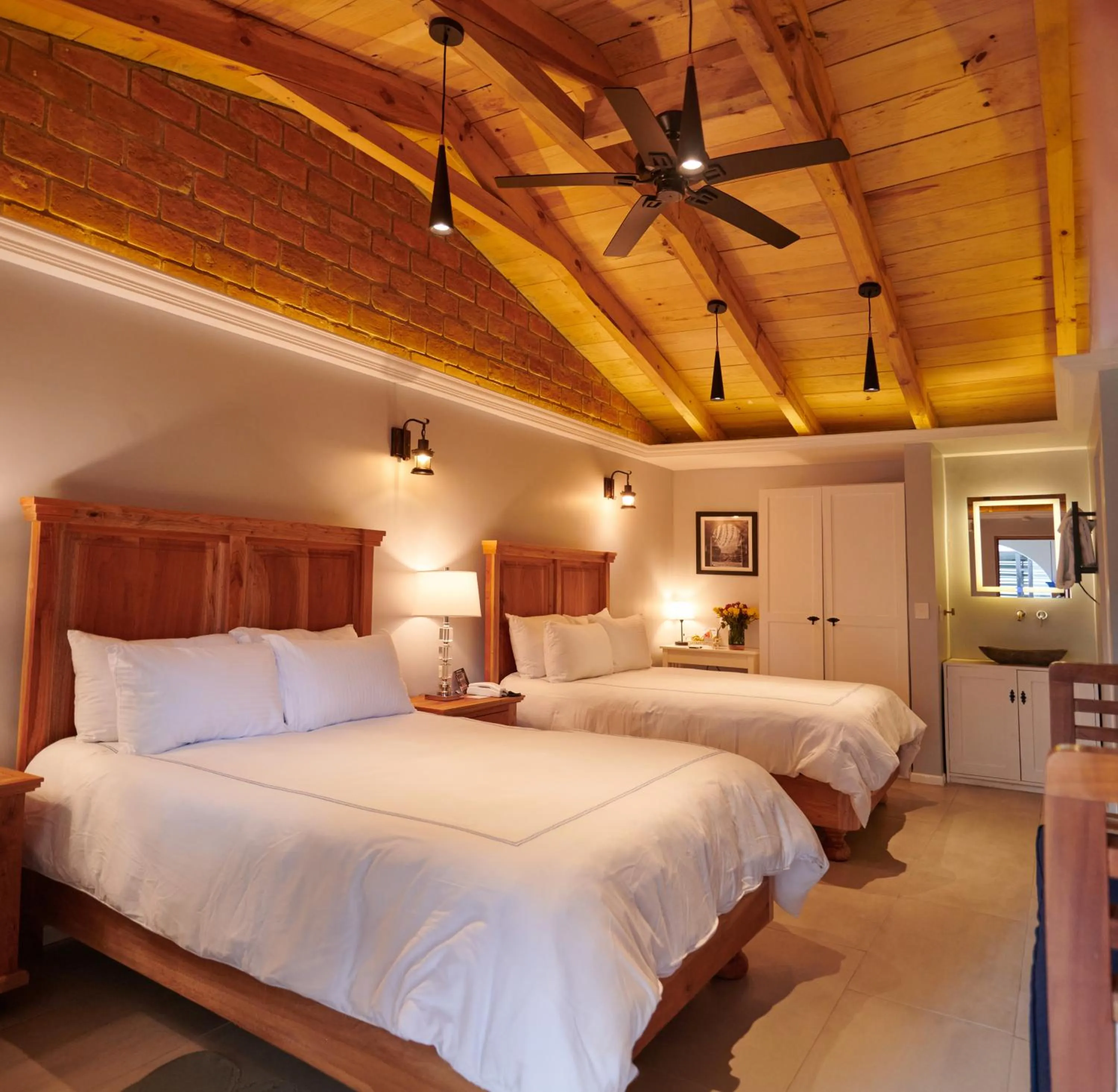 Bedroom, Bed in Hacienda Valentino