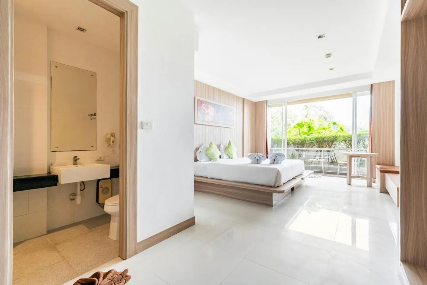 Photo of the whole room in Lae Lay Suites - Karon Beach