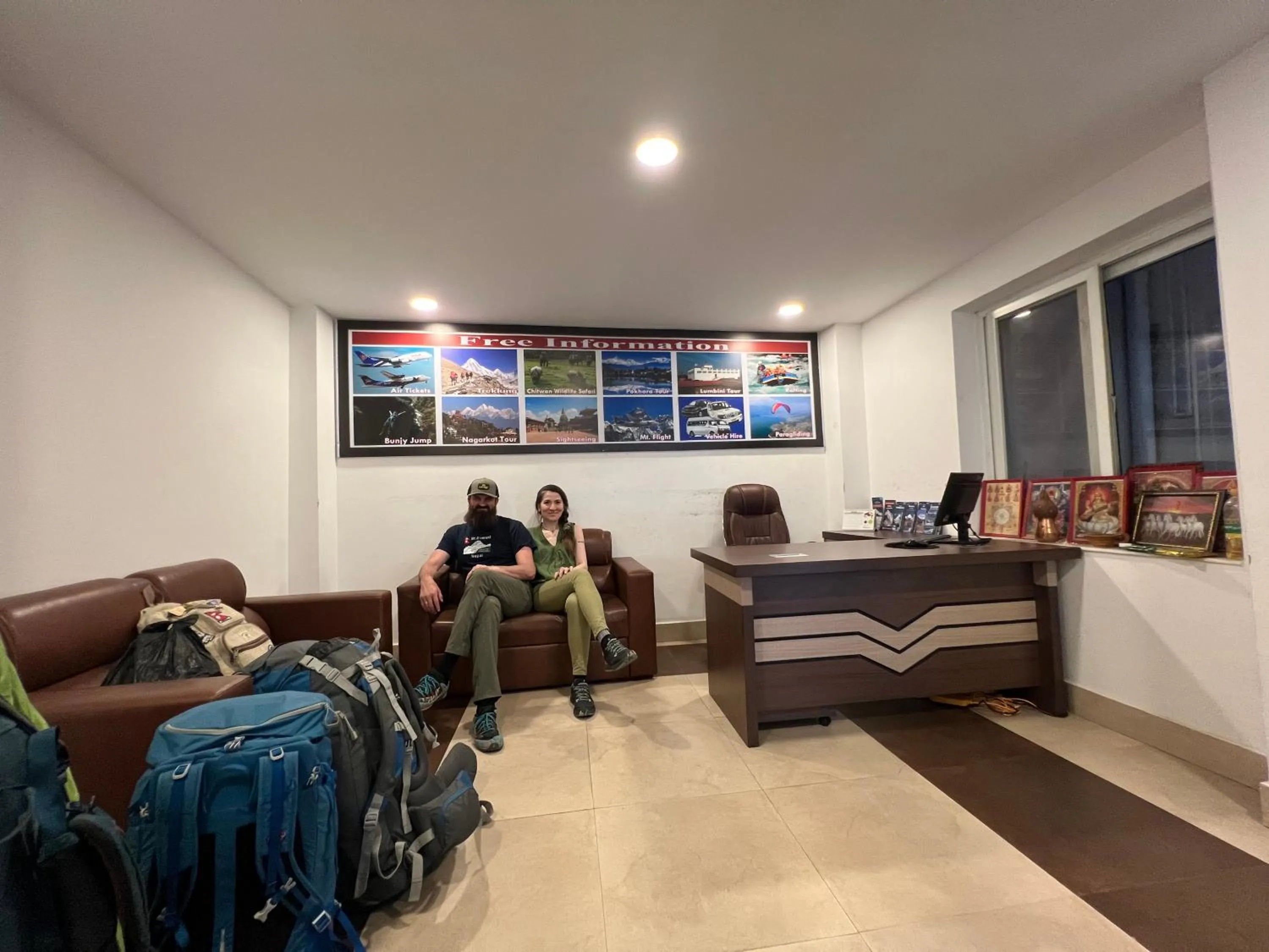 People in Hotel New Era