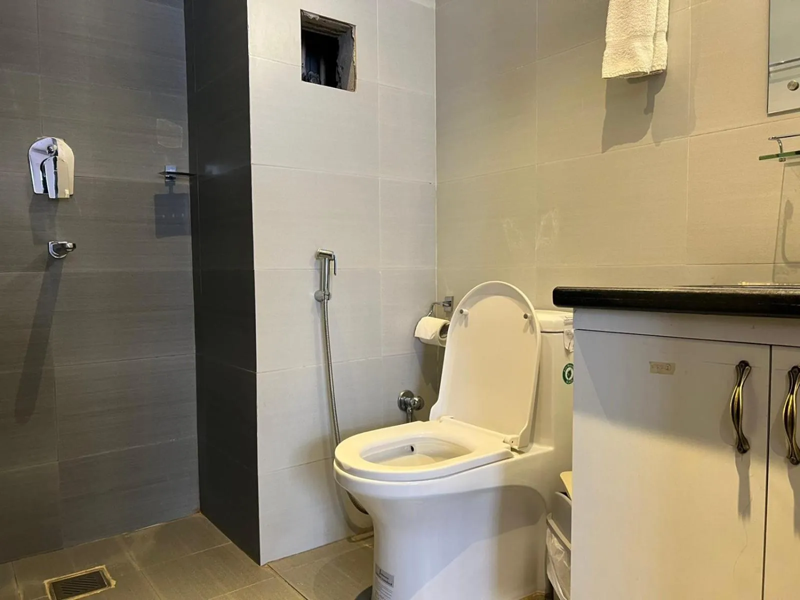 Bathroom in Hotel New Era