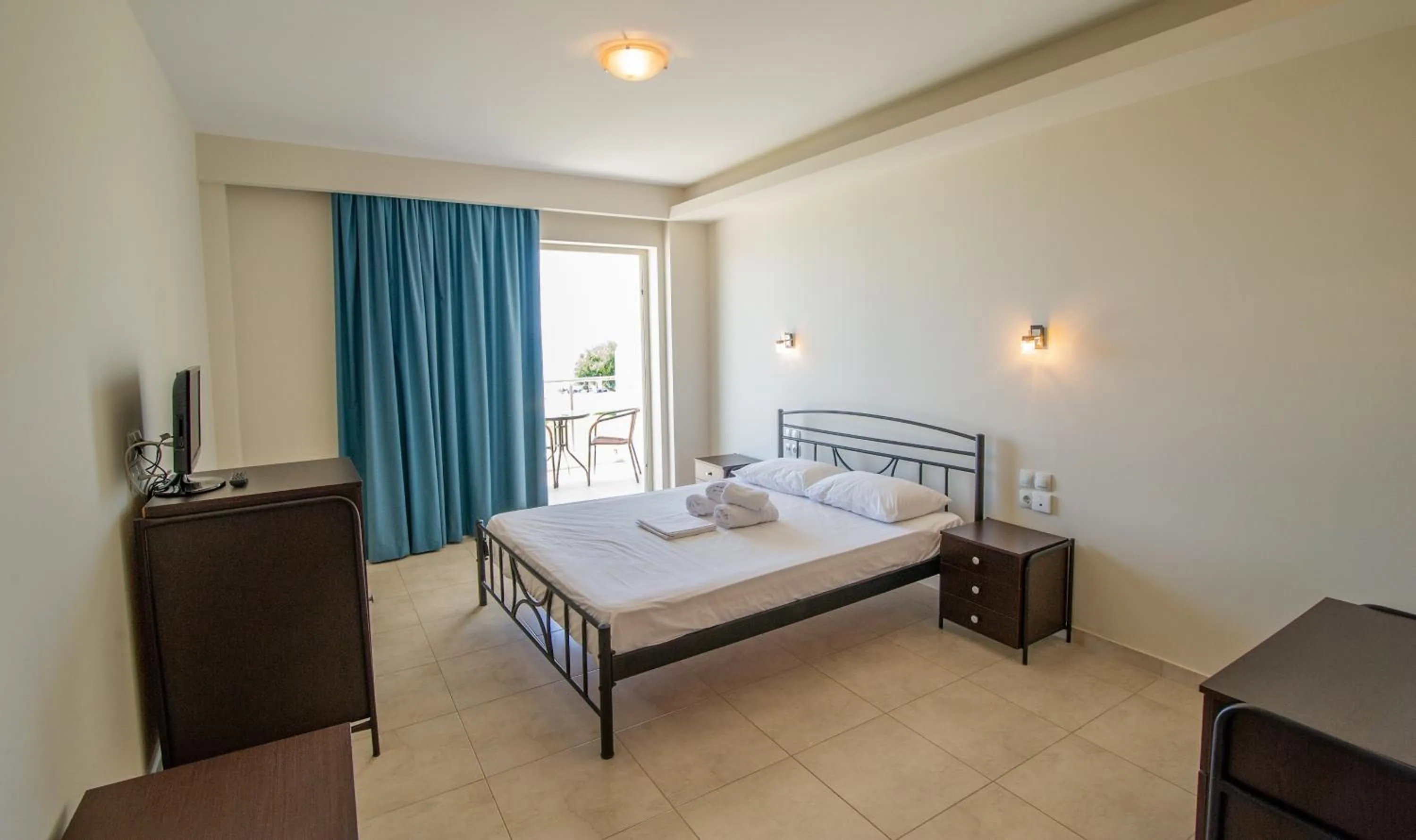 Bed in Ocean Hotel Resort