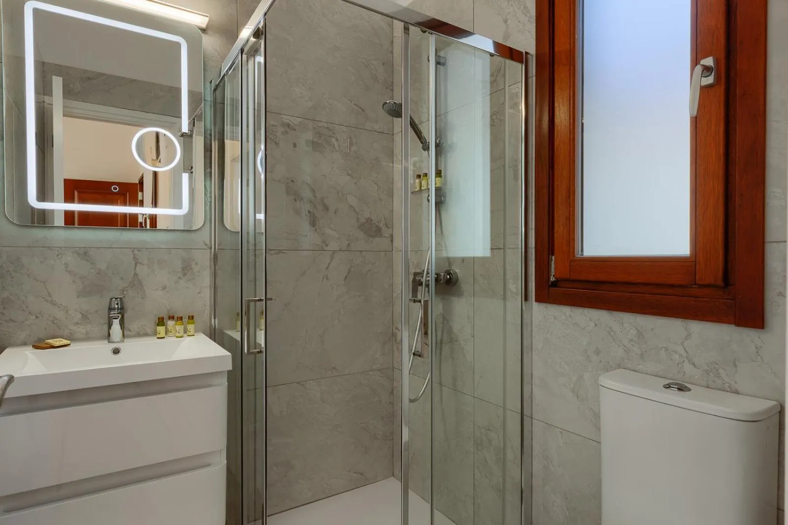 Bathroom in Aphrodite Hills Rentals - Junior Villas