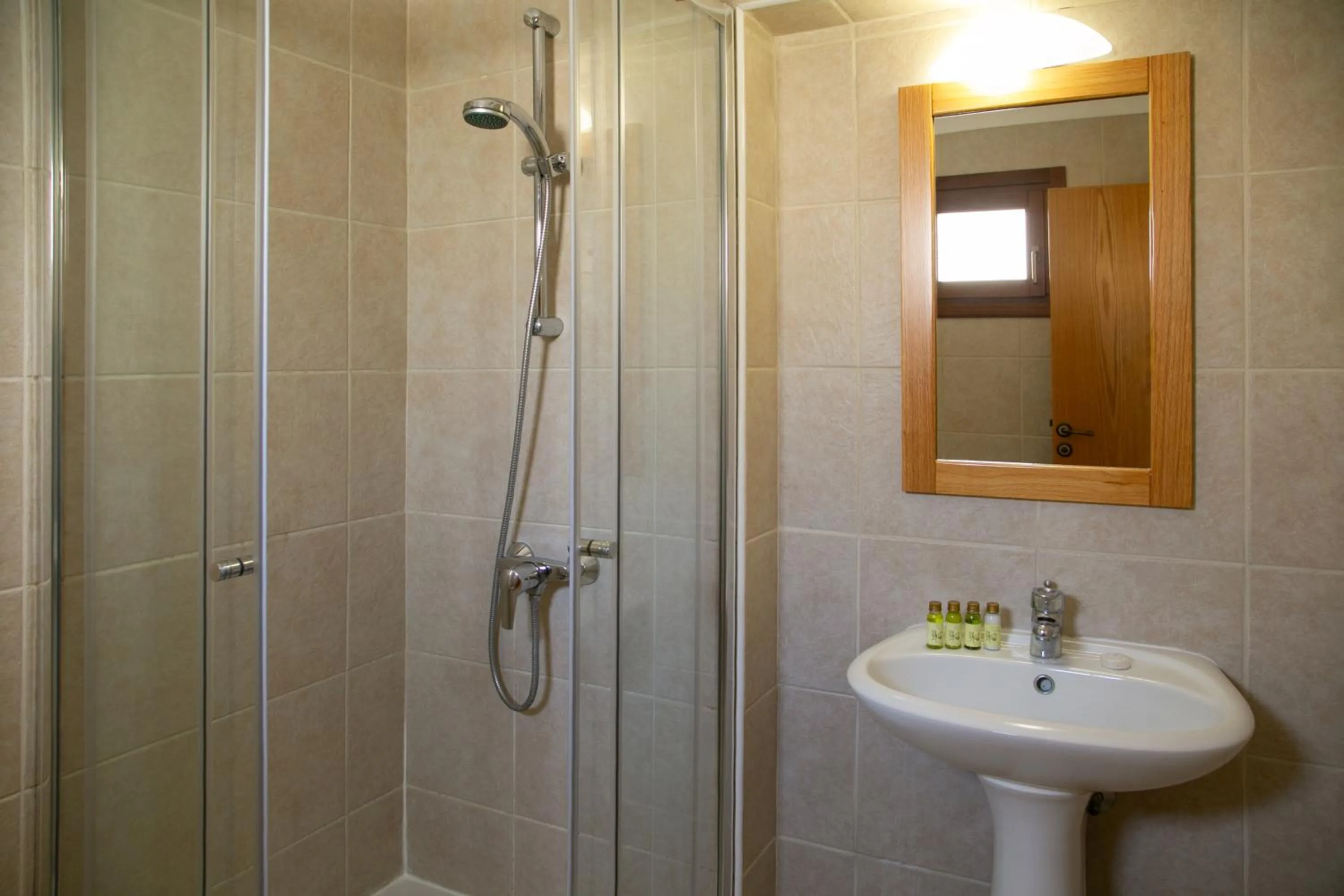 Shower in Aphrodite Hills Rentals - Superior Villas