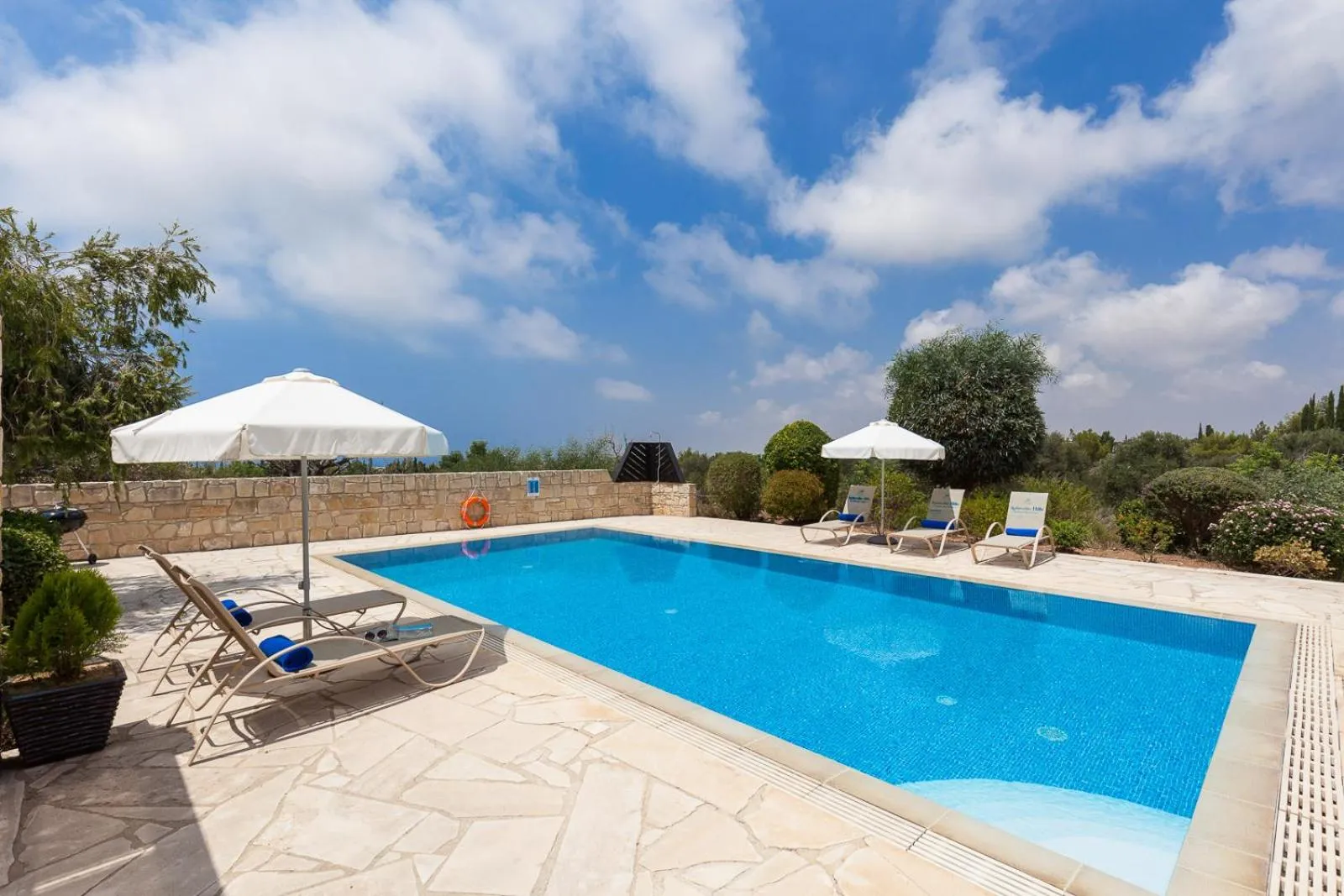 Swimming pool in Aphrodite Hills Rentals - Superior Villas