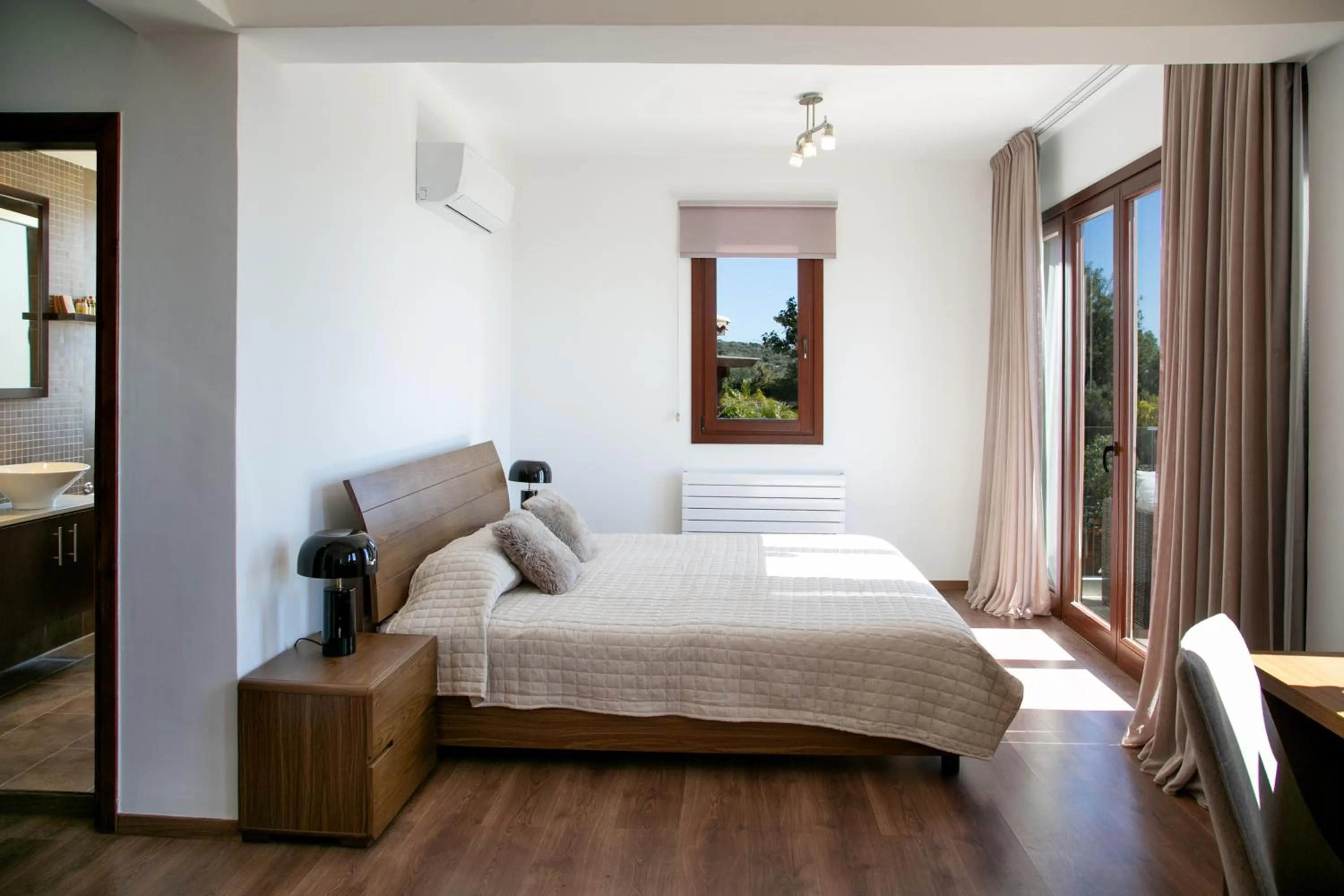 Bedroom, Bed in Aphrodite Hills Rentals - Superior Villas