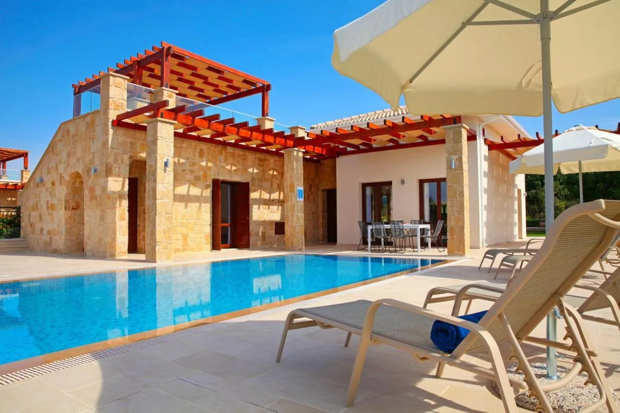 Swimming pool in Aphrodite Hills Rentals - Superior Villas