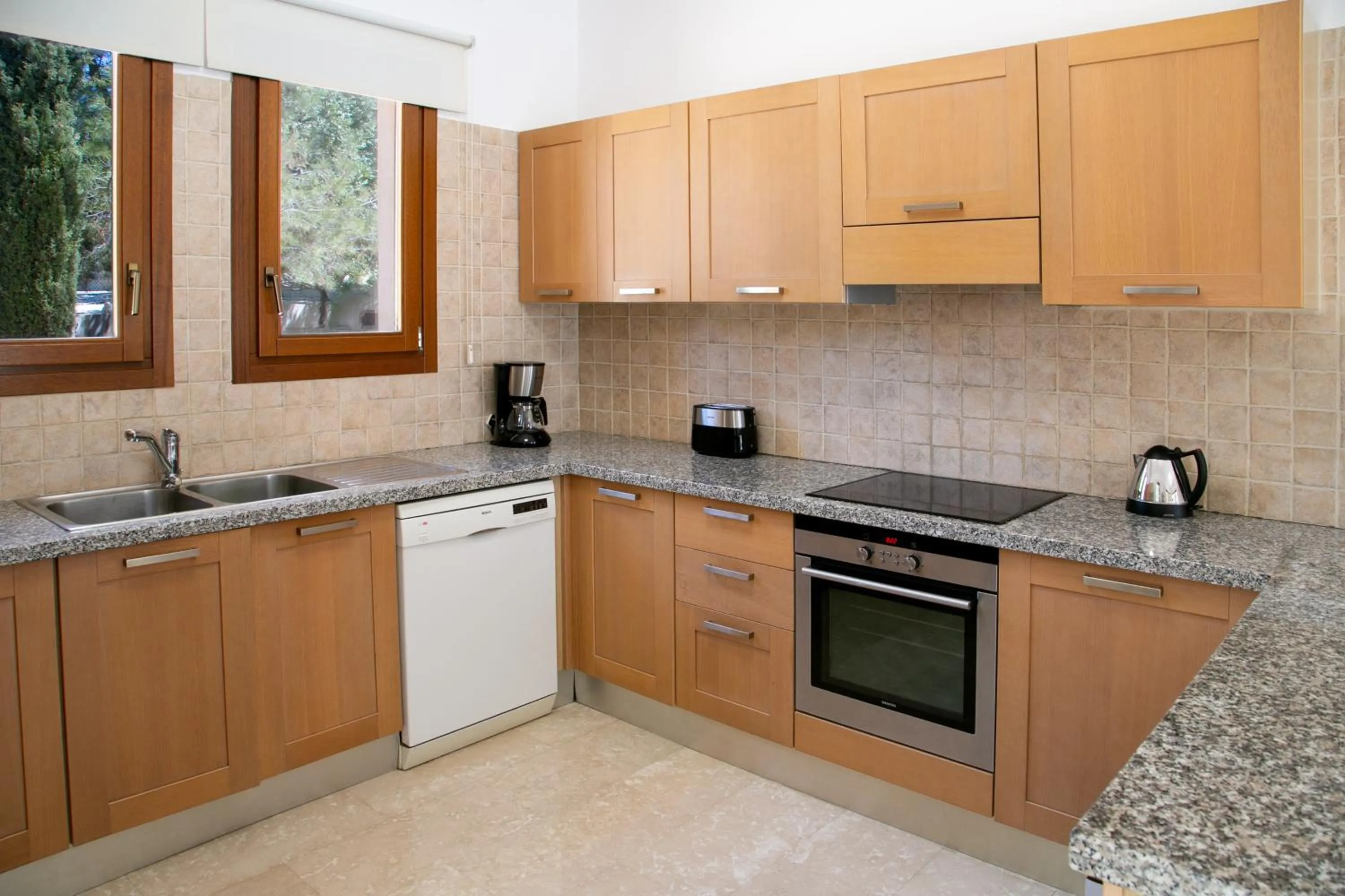 Coffee/tea facilities in Aphrodite Hills Rentals - Superior Villas