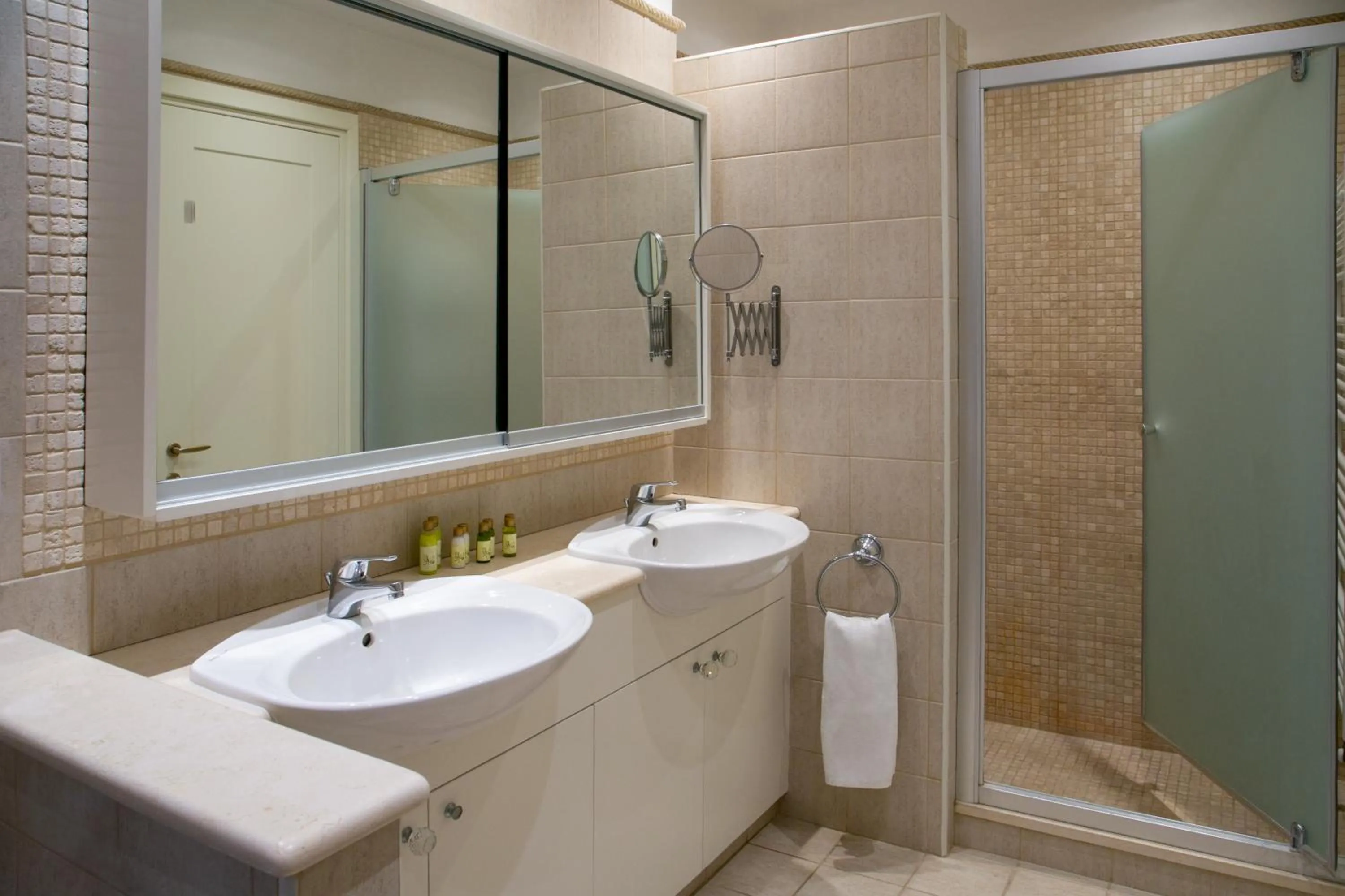 Shower in Aphrodite Hills Rentals - Superior Villas