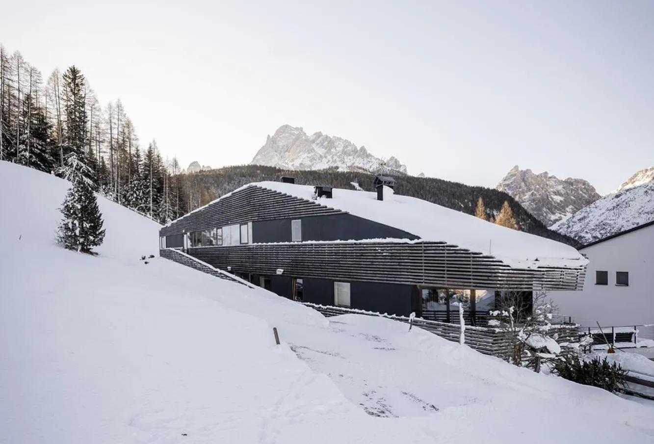 Property building in Residence Königswarte Strata Sexten