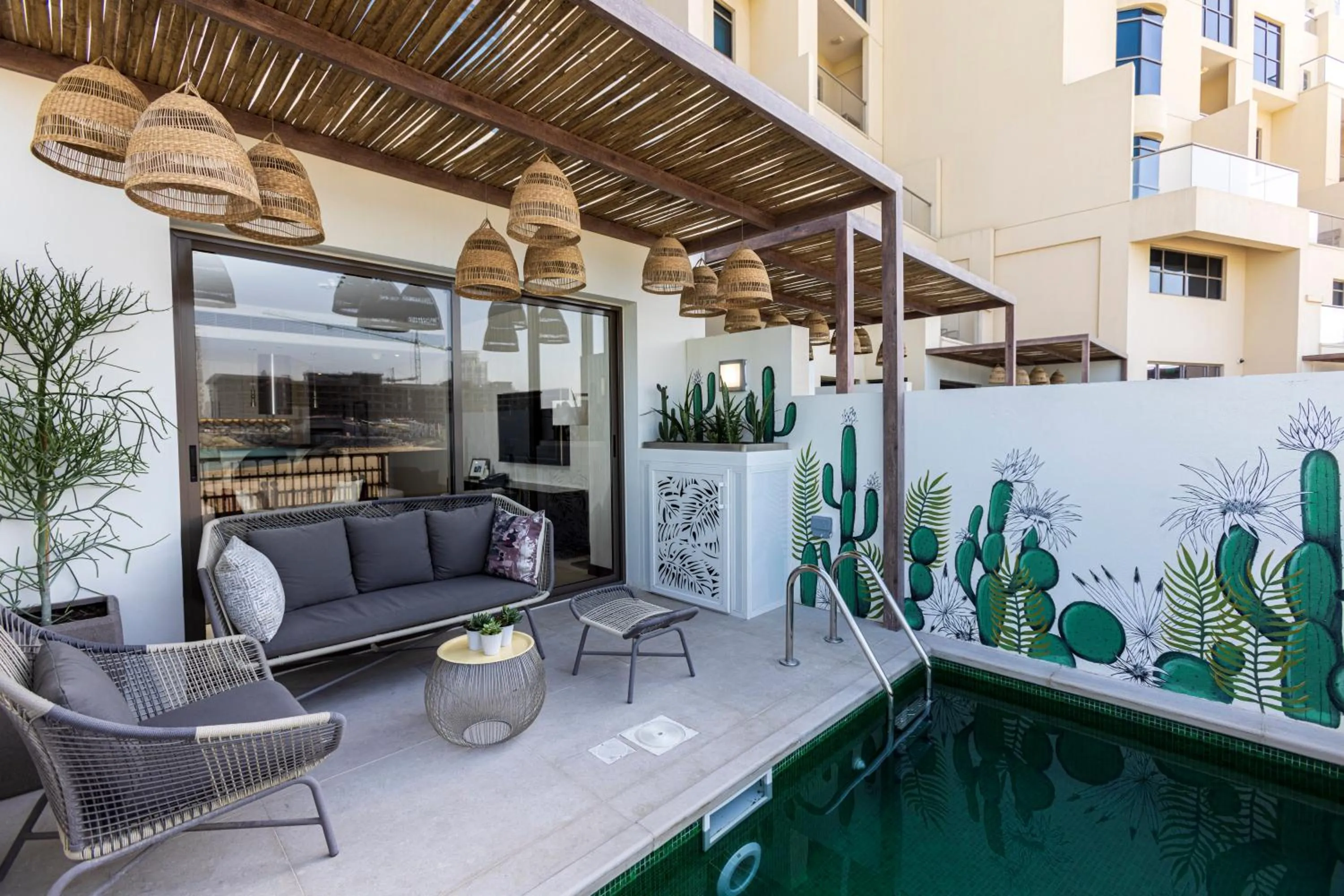 Patio in The Townhouses The Pearl