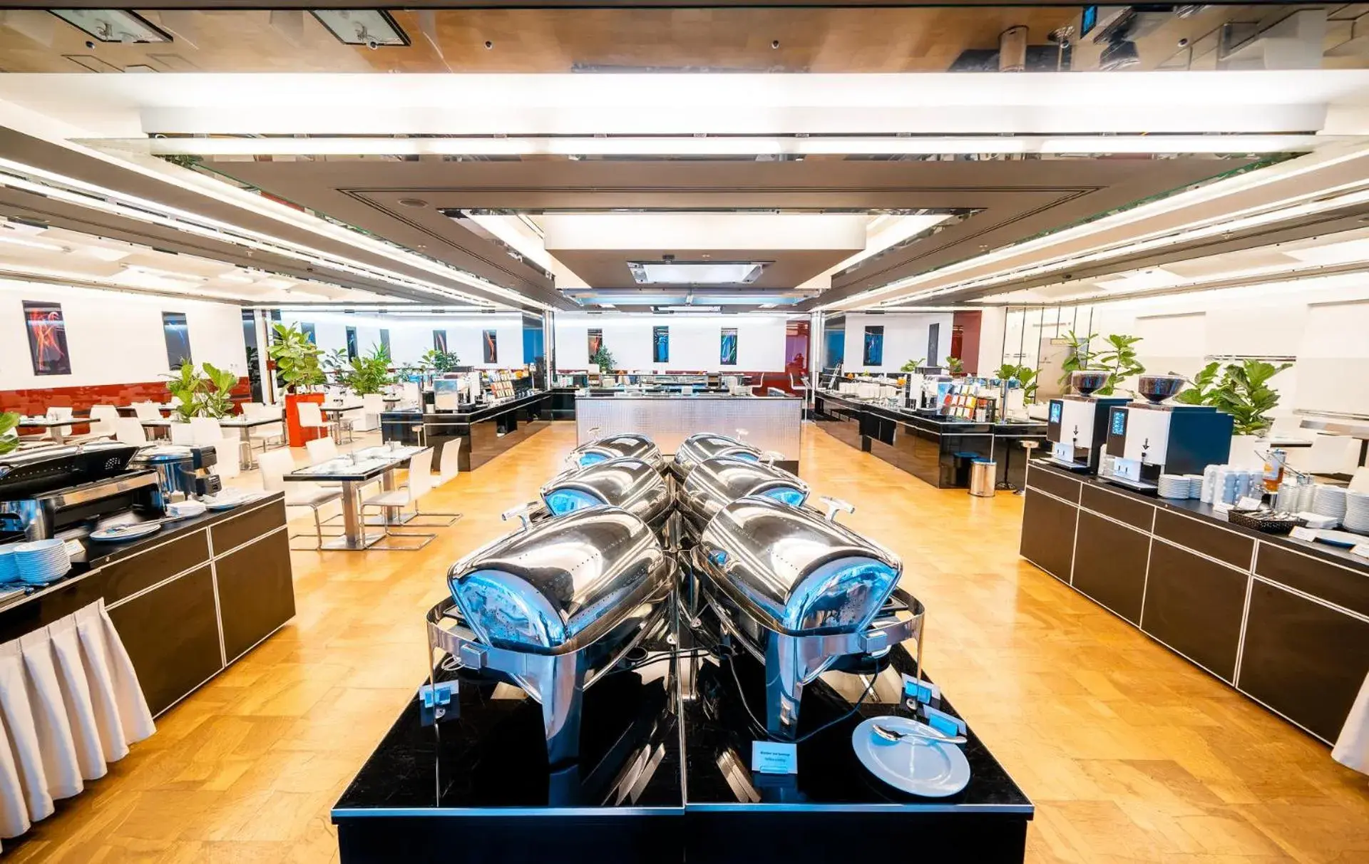 Restaurant/places to eat in Grandior Hotel Prague Restaurant/places to eat in Grandior Hotel Prague