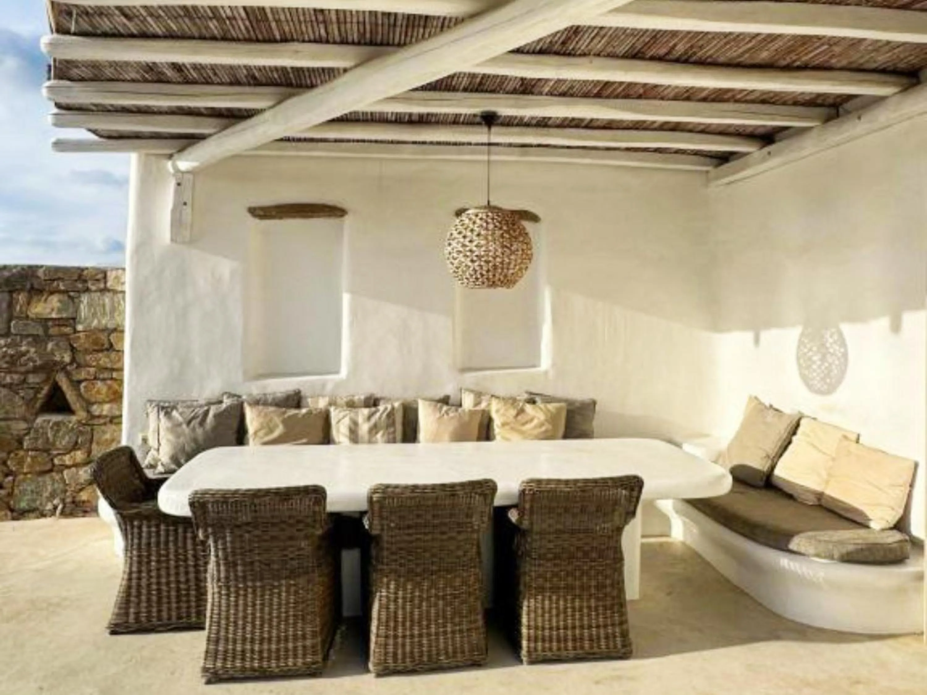 Patio in White Rock Suites & Villas