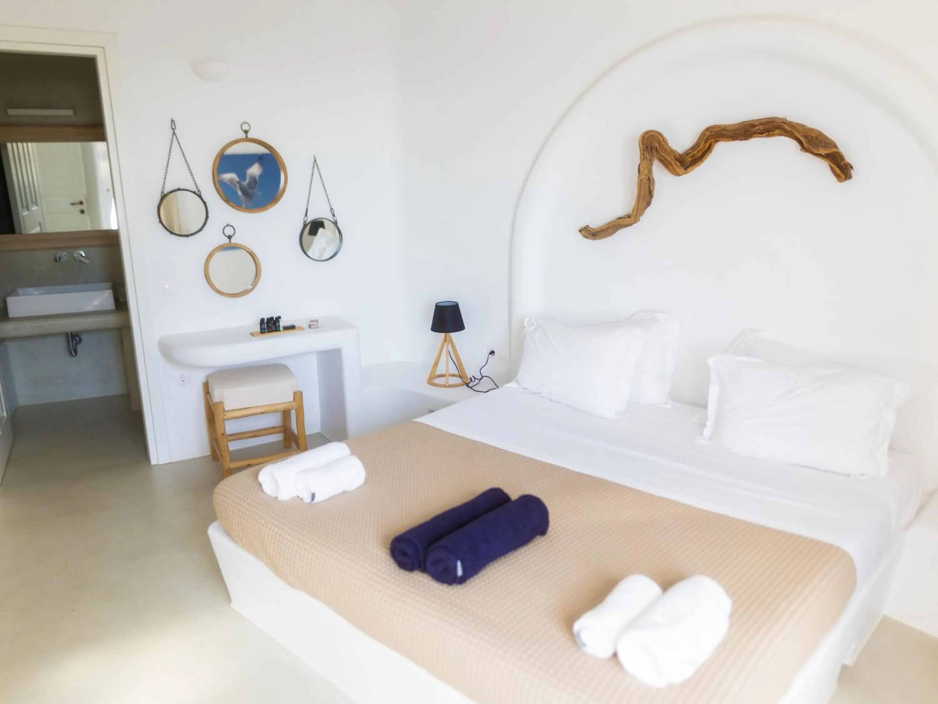 Bedroom in White Rock Suites & Villas