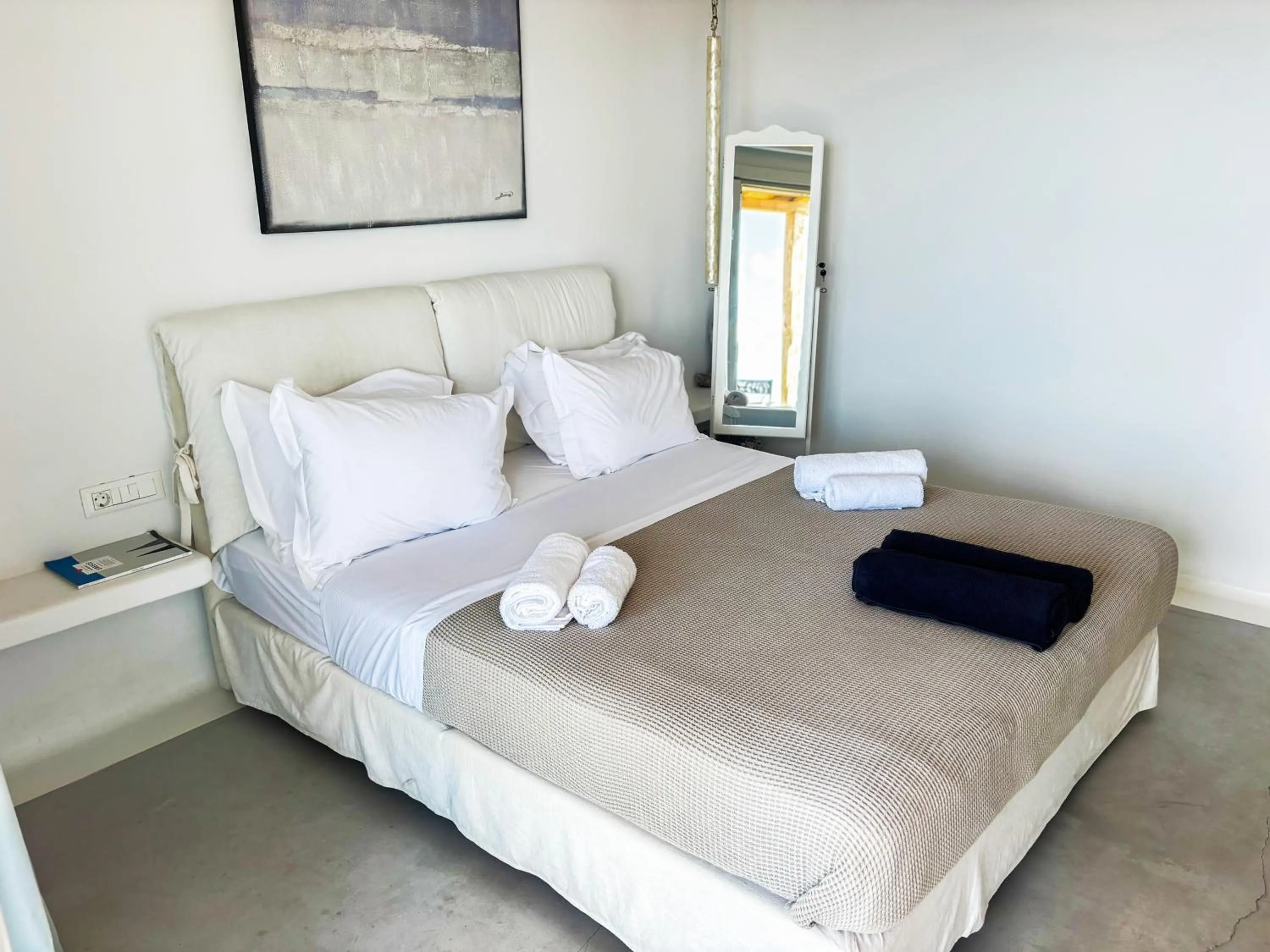 Photo of the whole room in White Rock Suites & Villas