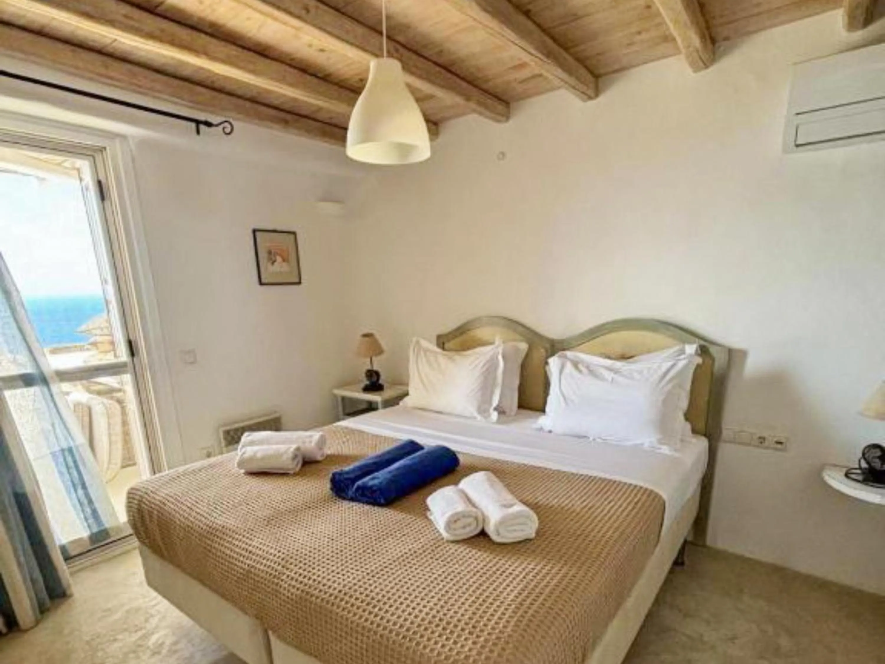 Bedroom in White Rock Suites & Villas