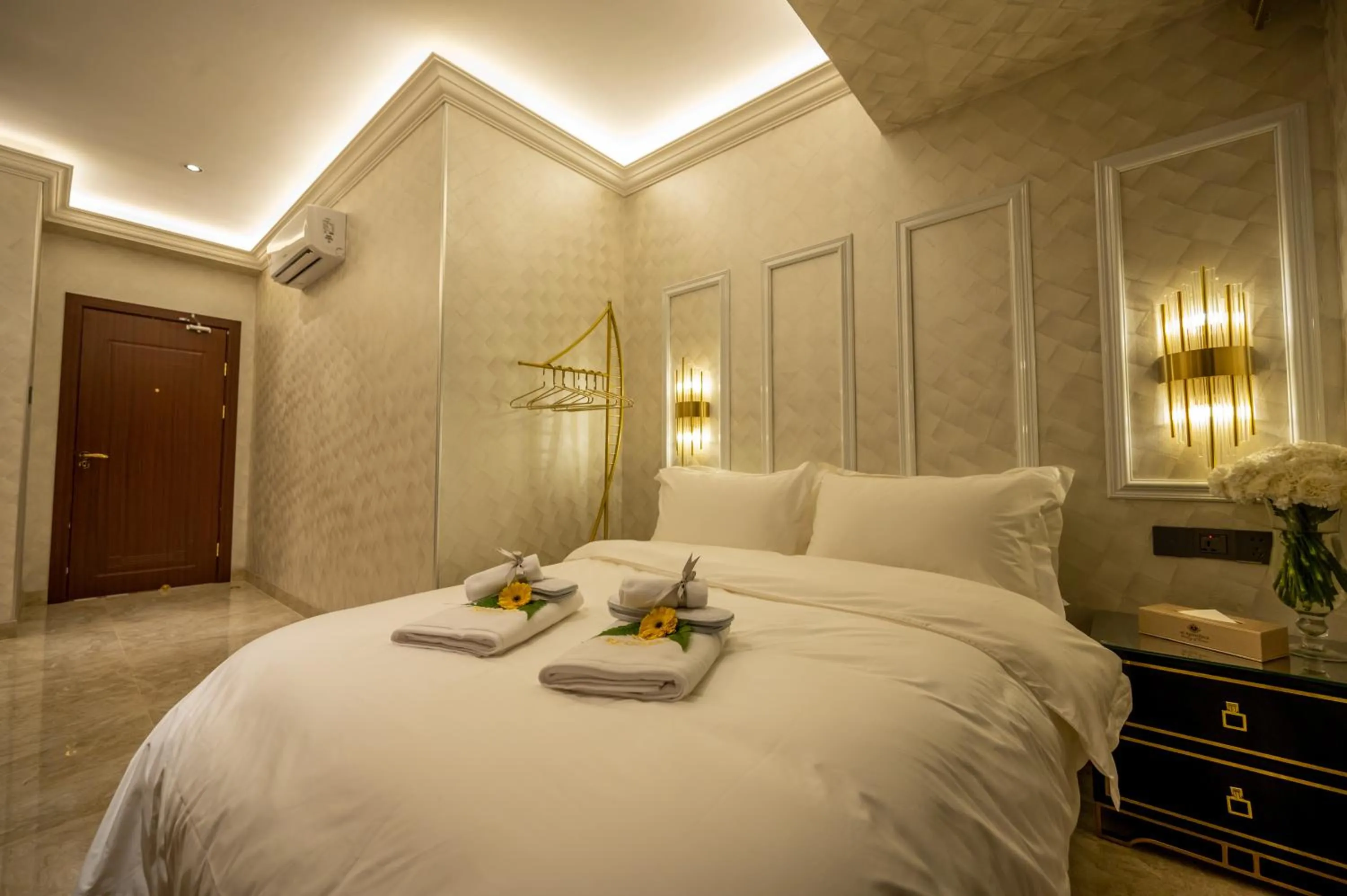 Bed in A Residence @ Between Hilton & Cititel Hotel