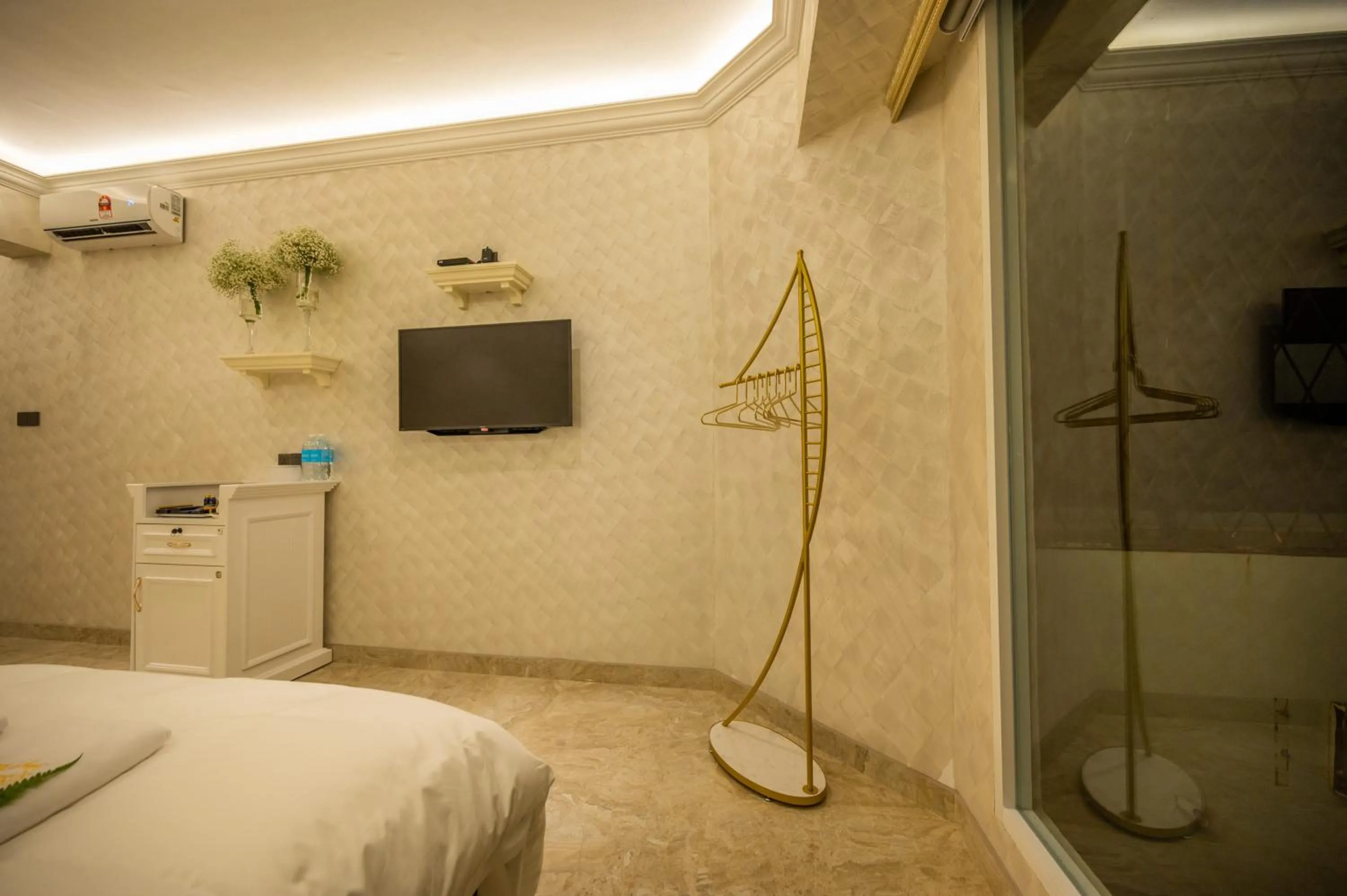 TV and multimedia in ACJ Residence @ Beside Cititel Hotel