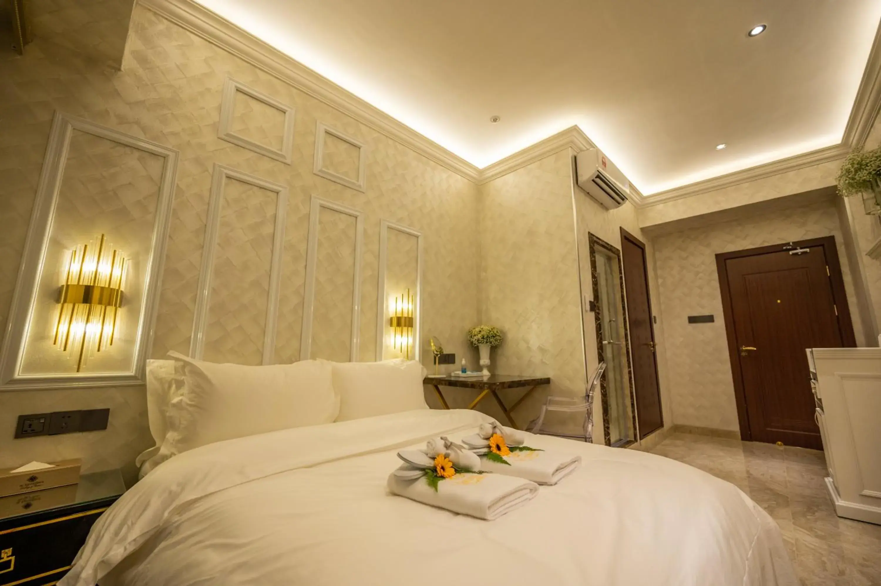 Deluxe Double Room in ACJ Residence @ Beside Cititel Hotel Deluxe Double Room in ACJ Residence @ Beside Cititel Hotel