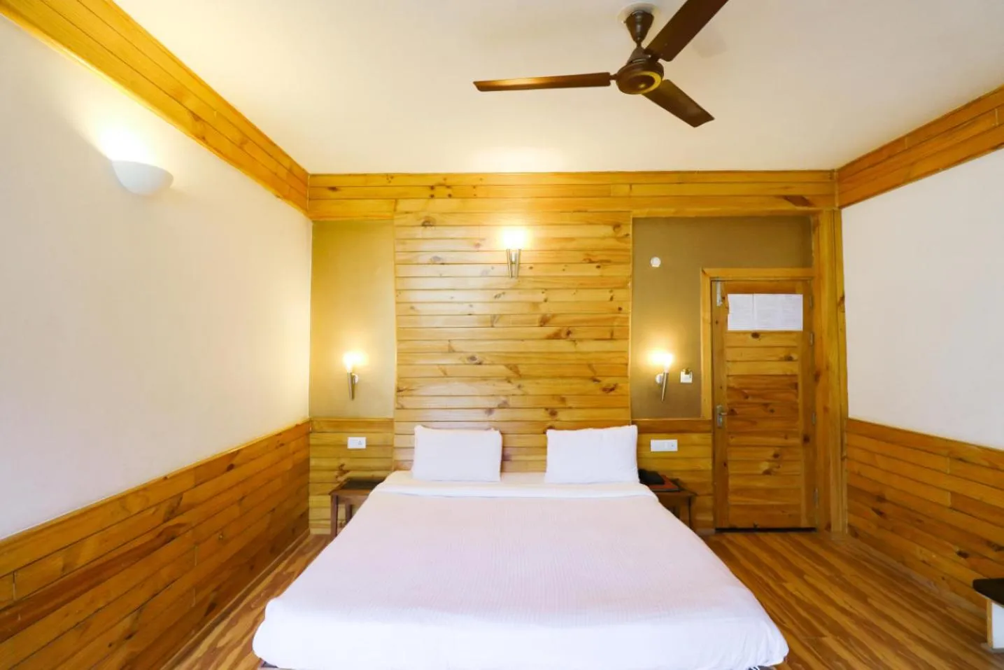 Bed in The Byke Neelkanth Manali