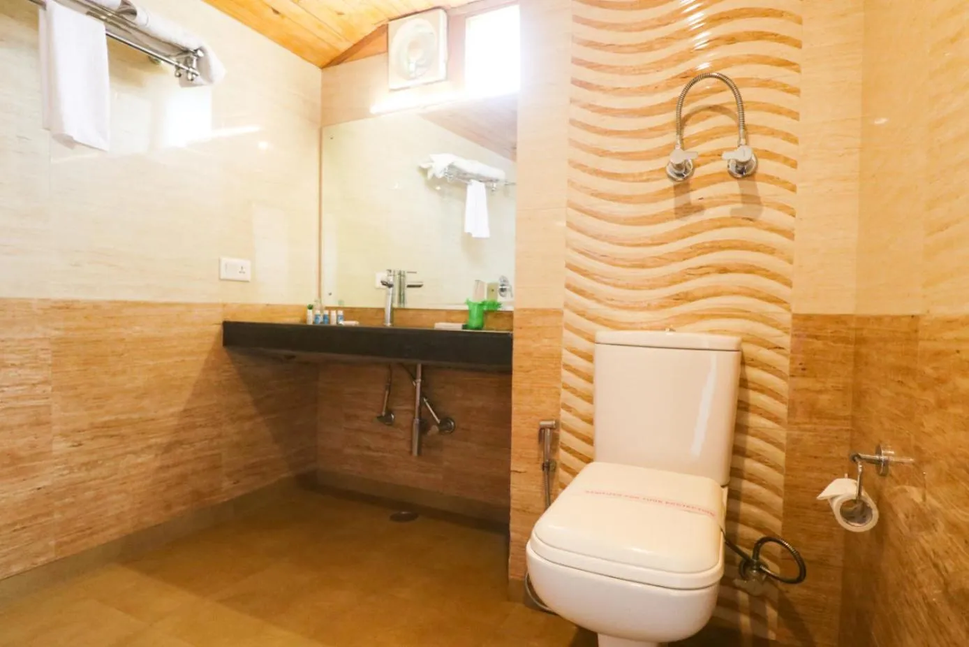 The Byke Neelkanth Manali