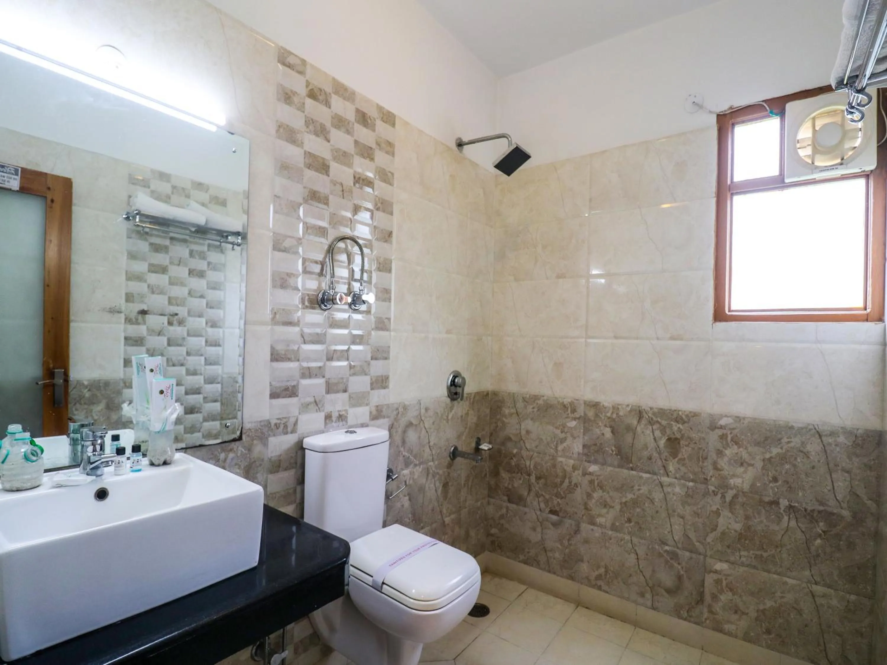 Bathroom in The Byke Neelkanth Manali