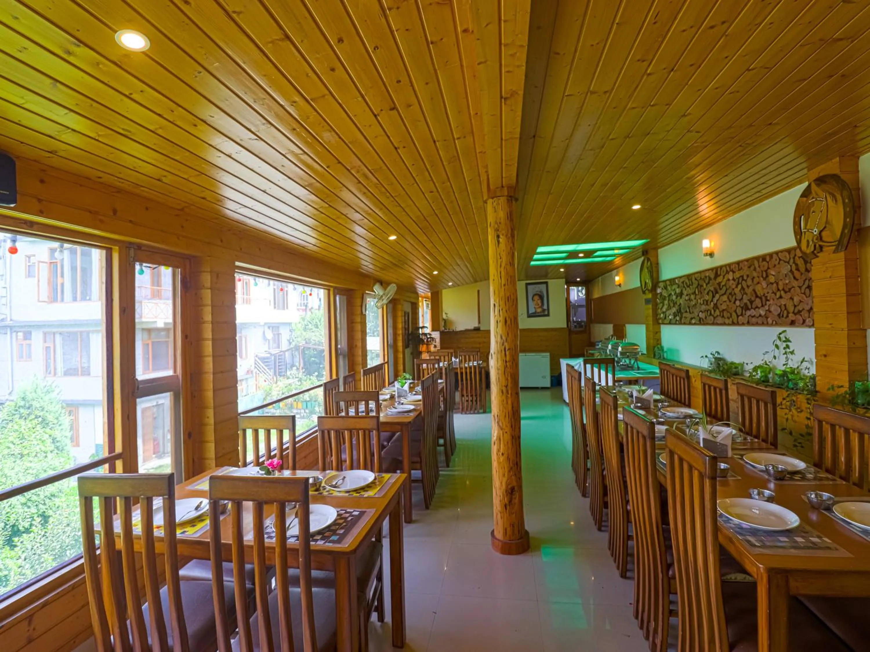 Restaurant/places to eat in The Byke Neelkanth Manali