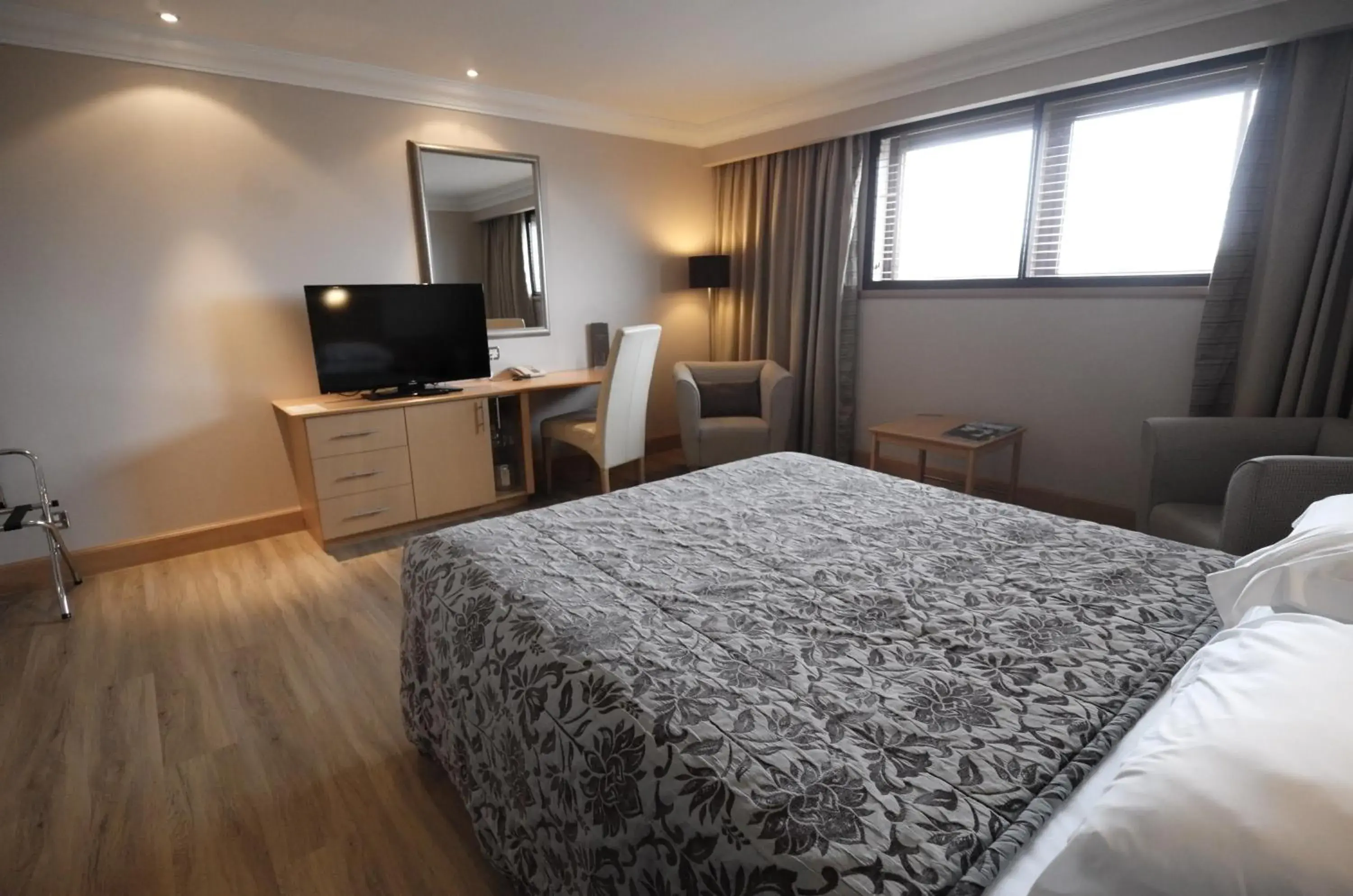 Deluxe King Room in The Mansefield Hotel Deluxe King Room in The Mansefield Hotel