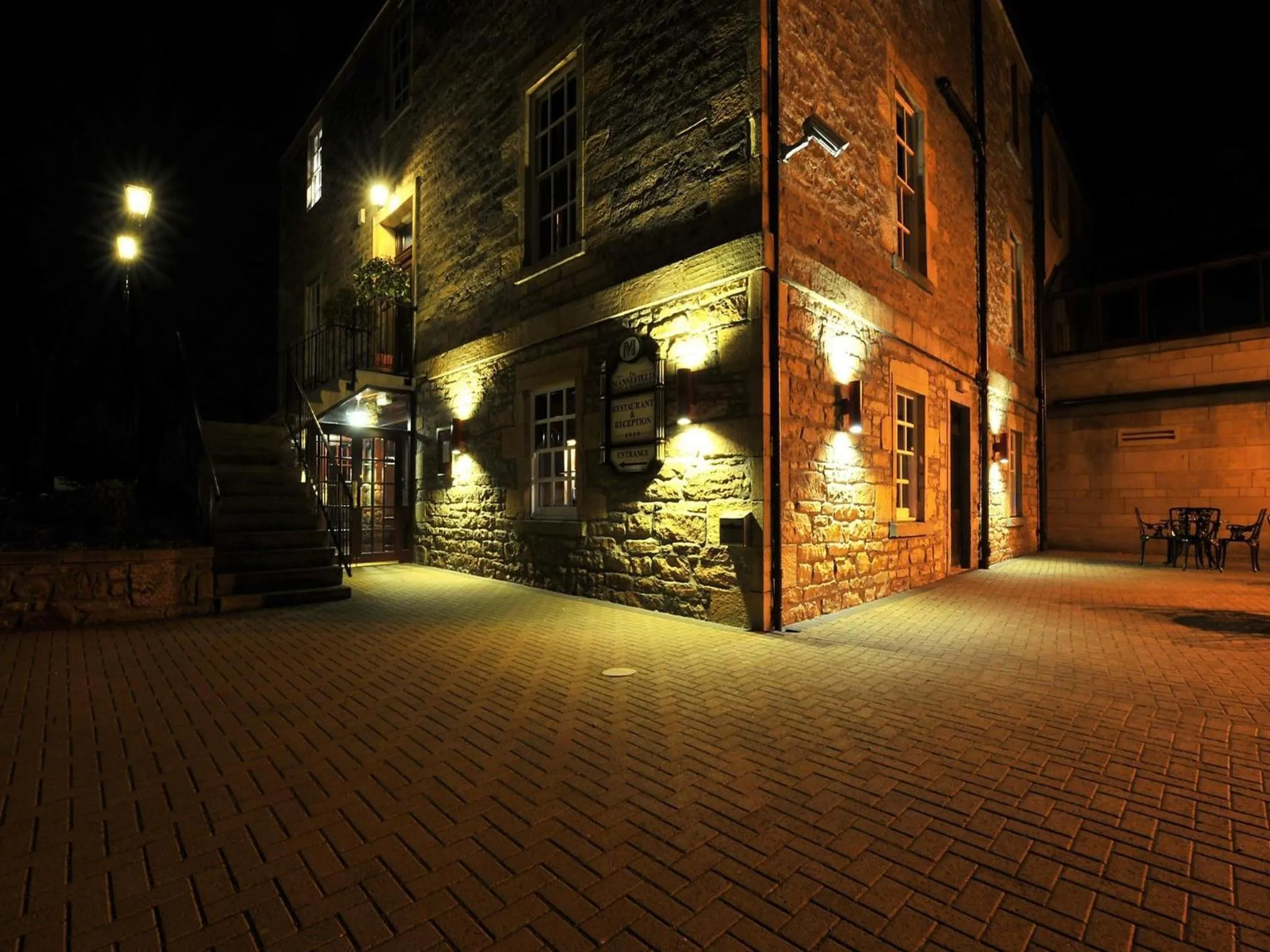 Facade/entrance in The Mansefield Hotel